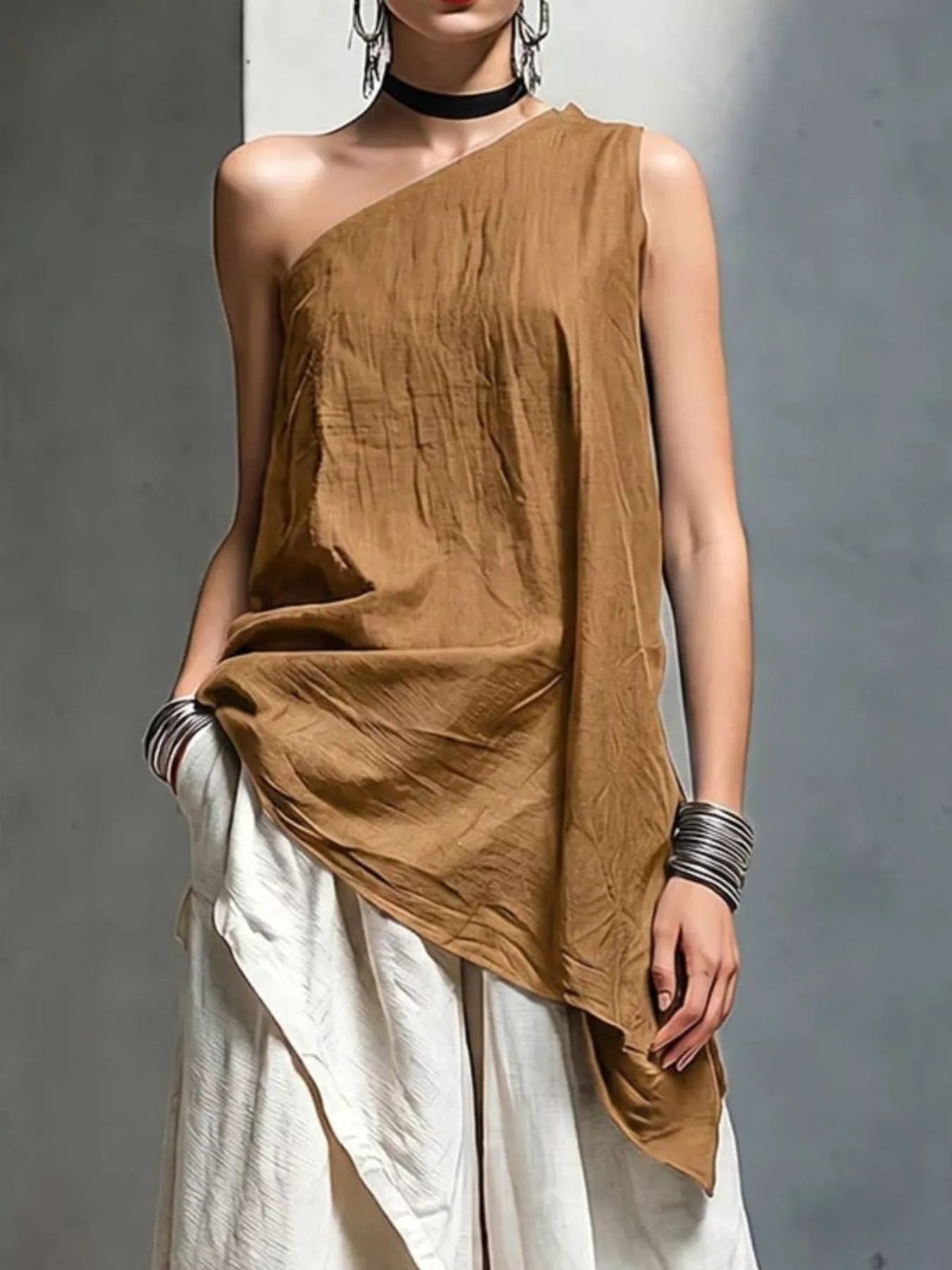 Trendsi Full Size Asymmetrical One-Shoulder Sleeveless Top Plus Size -