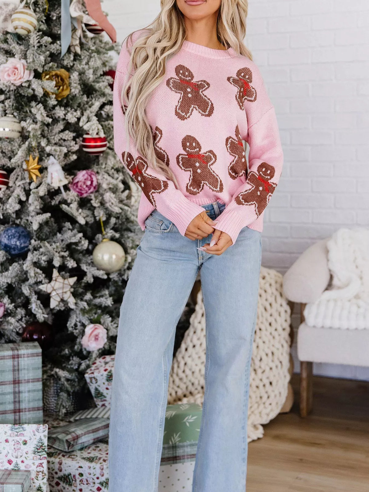 Gingerbread-pattern round-neck long sleeve sweater