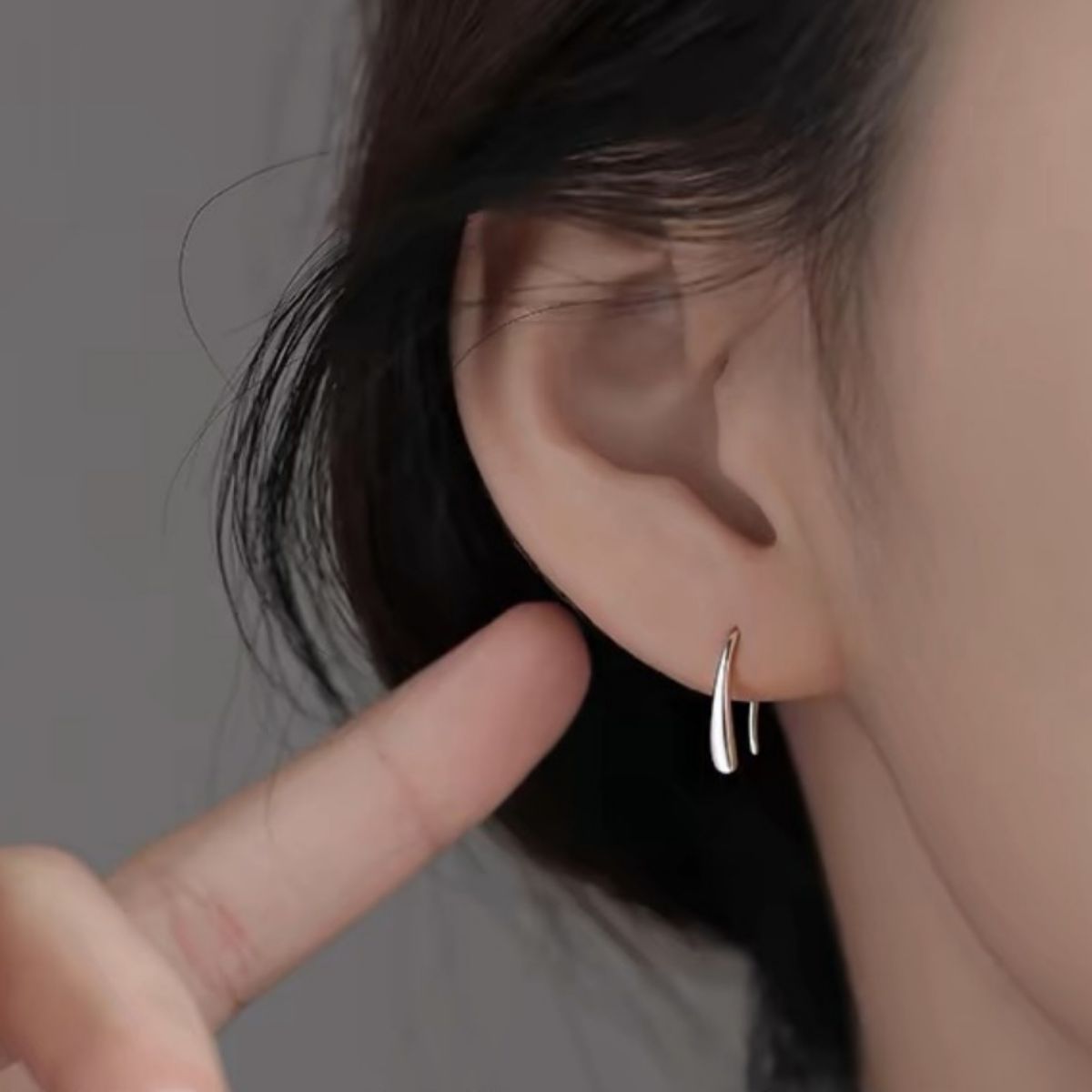 Trendsi 925 Sterling Silver U Shaped Earrings -