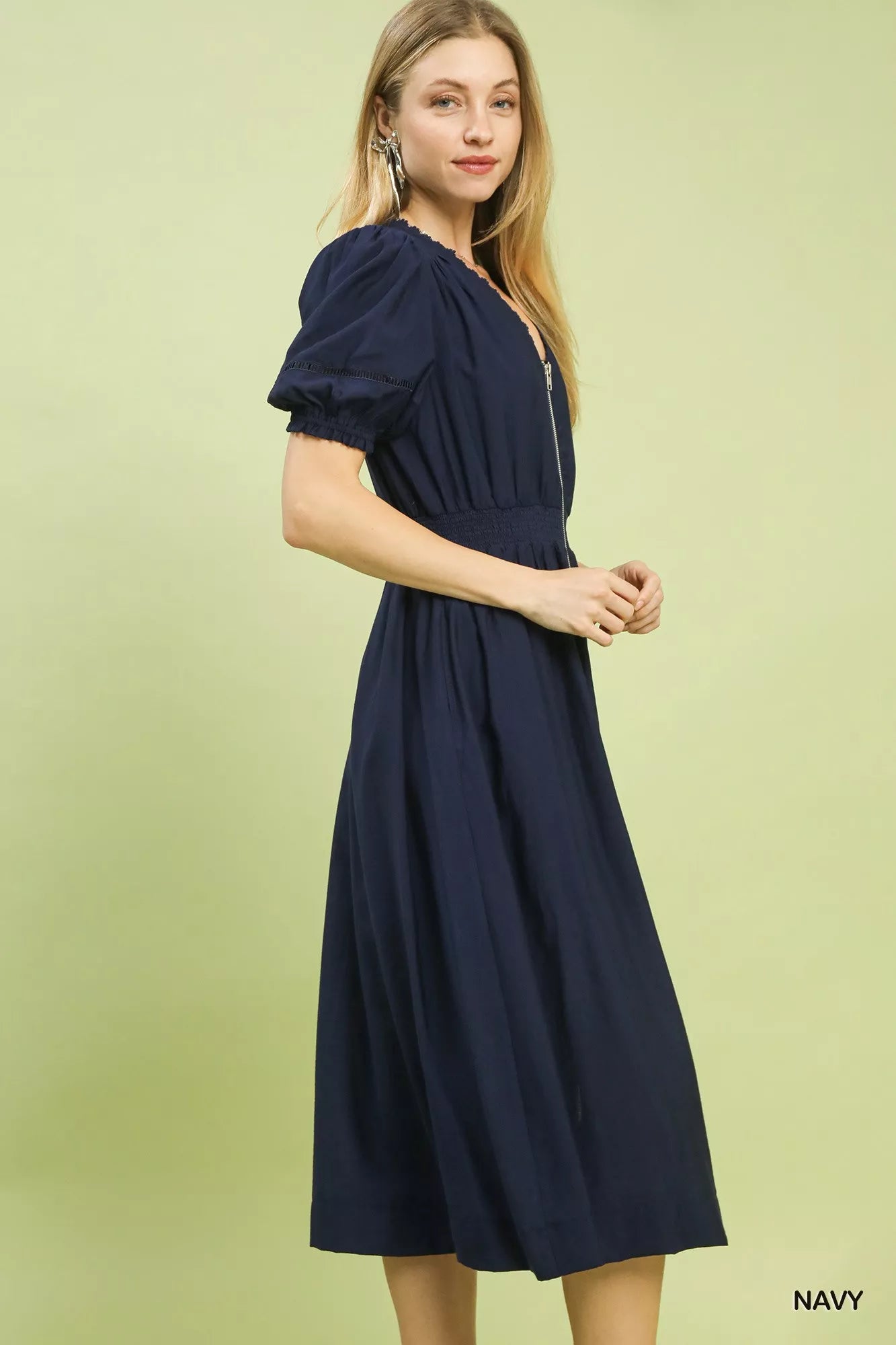 Women's apparel – product view 3