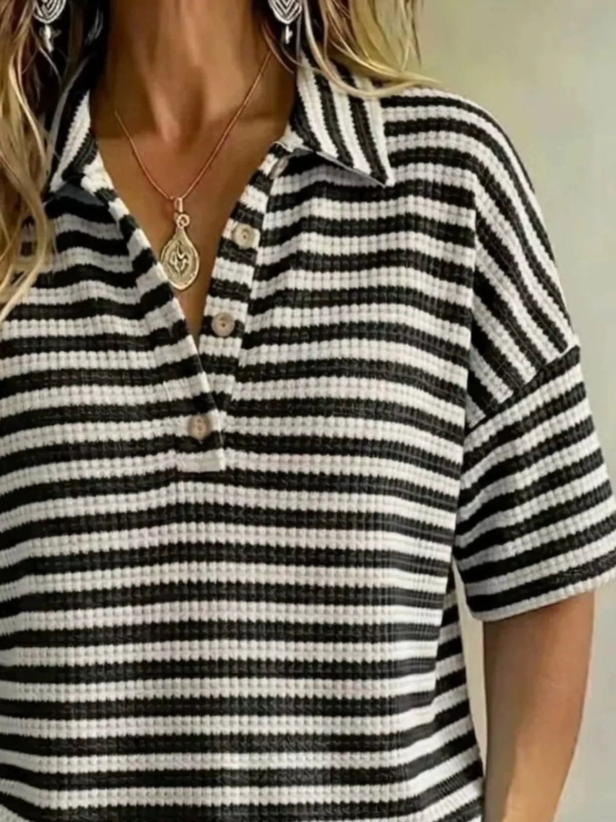 Women's top – product view 4