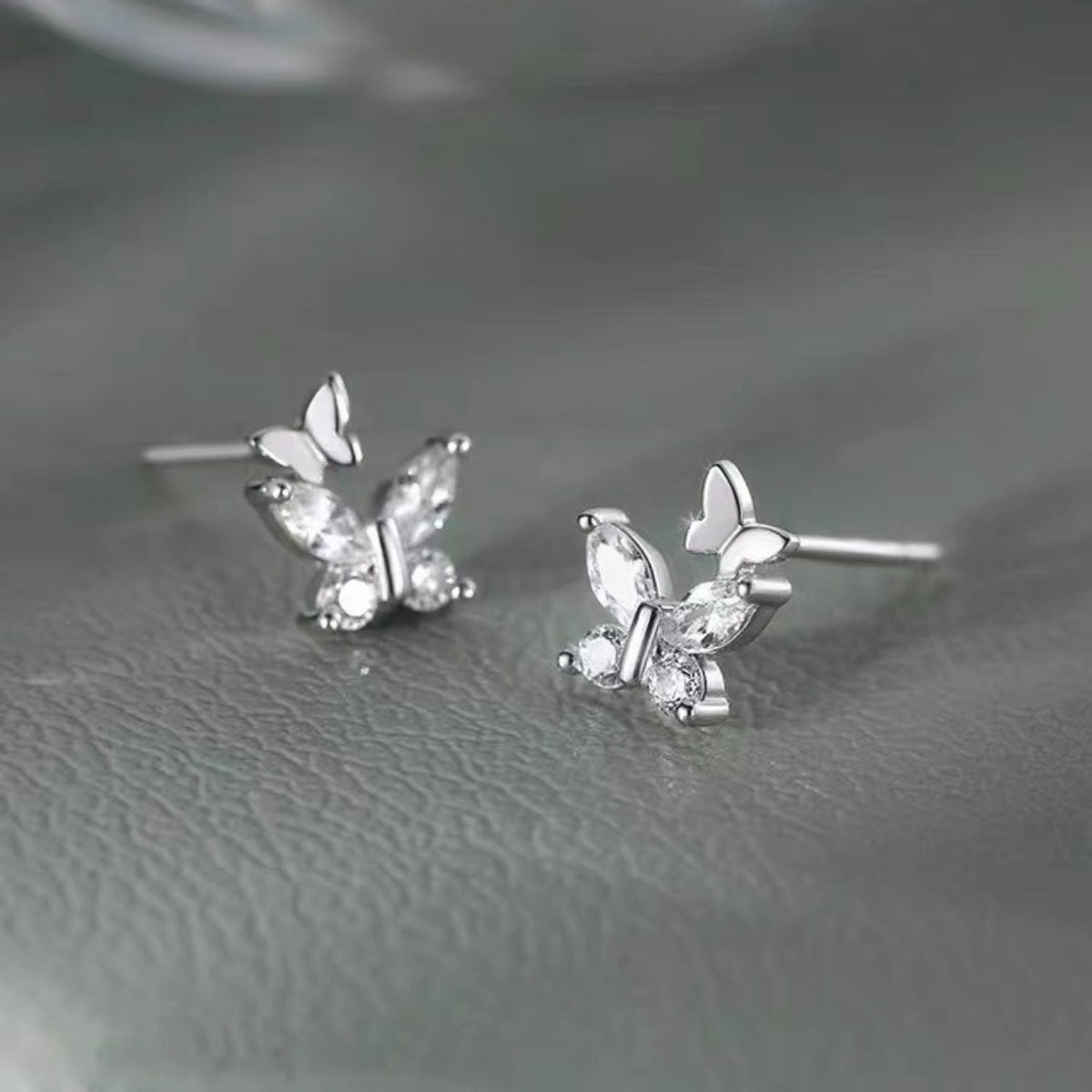 Trendsi 925 Sterling Silver Butterfly Stud Earrings -