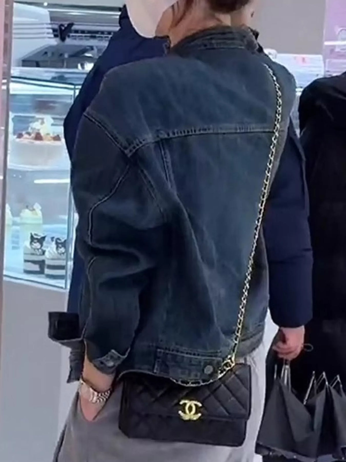 Mandarin neck long sleeve jacket, back view