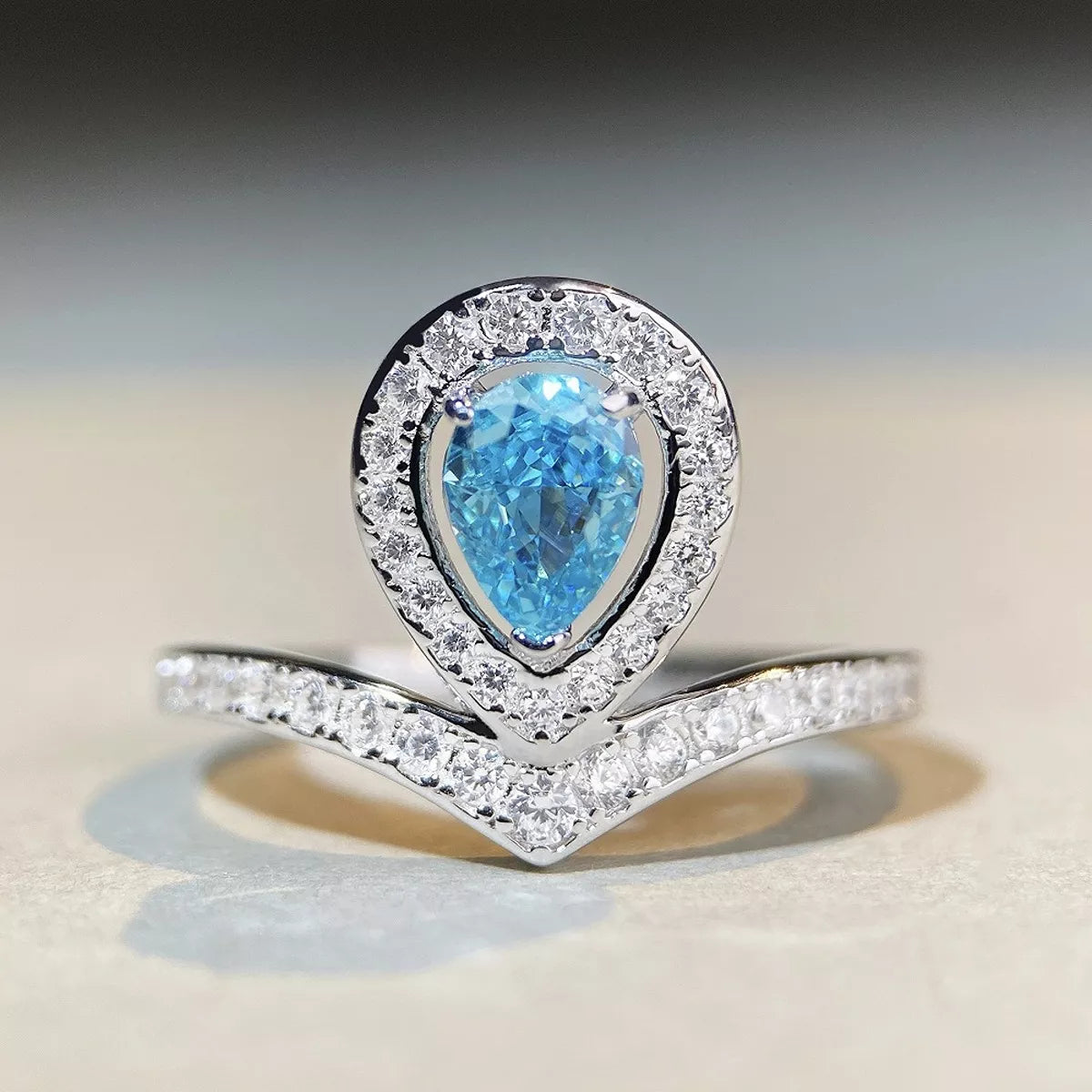 Trendsi 925 Sterling Silver Zircon Teardrop Ring -