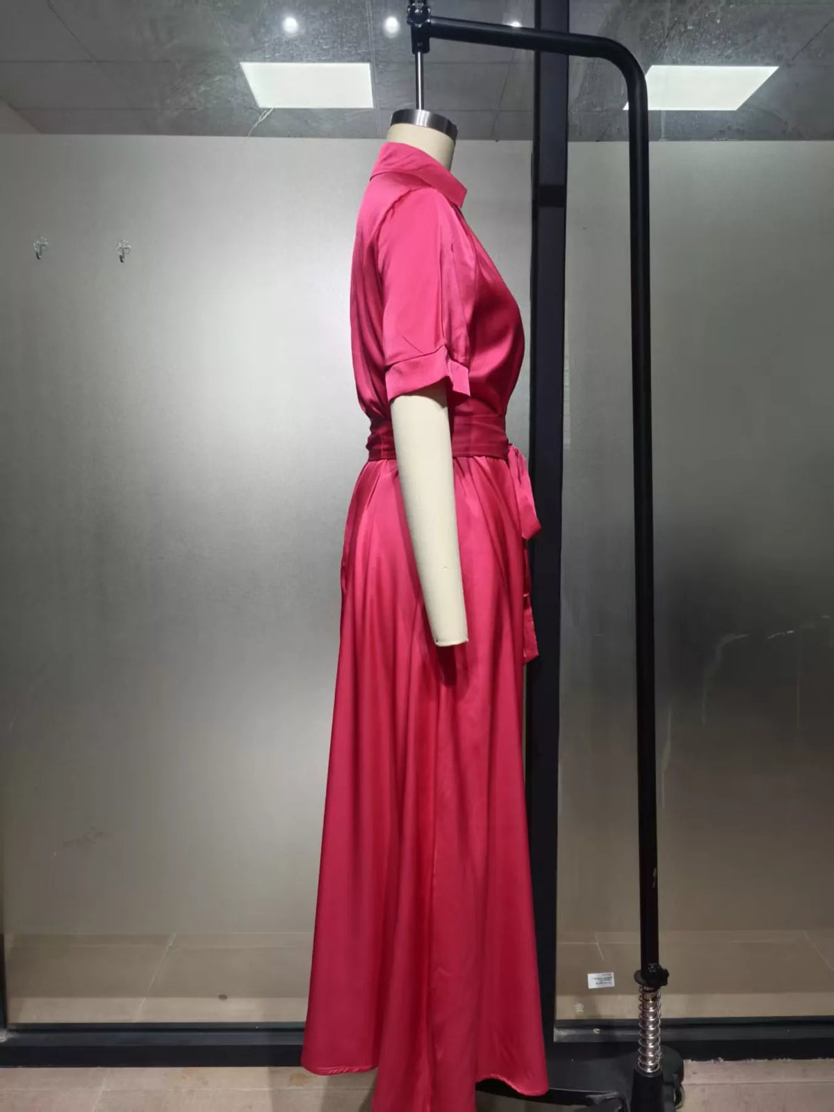 Maxi shirt dress, pink mannequin side
