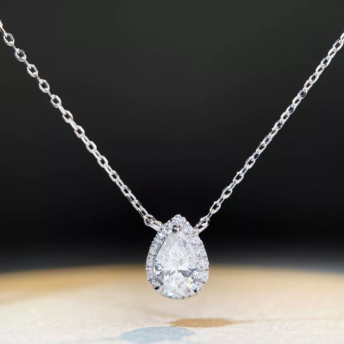 Trendsi 1.5 Carat 925 Sterling Silver Moissanite Teardrop Necklace -