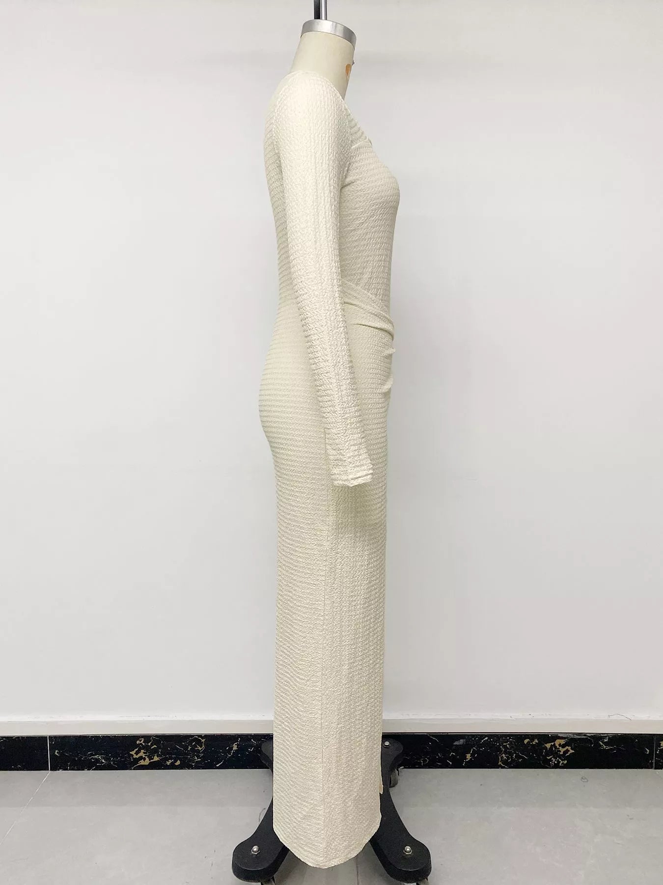 Trendsi Elegant Long Sleeve Ruched Midi Dress -
