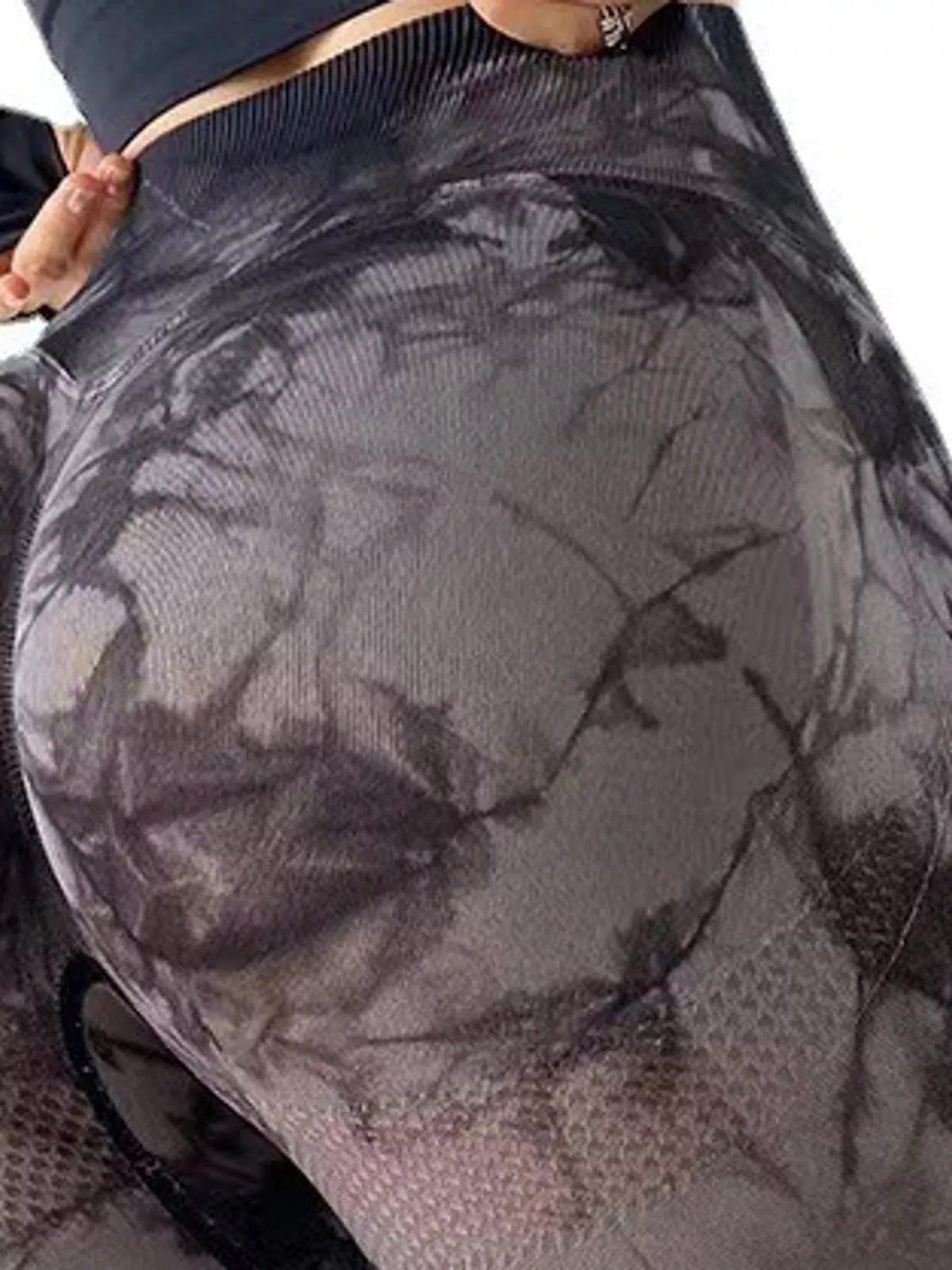 Gray high-waisted tie dye seamless active leggings, back view