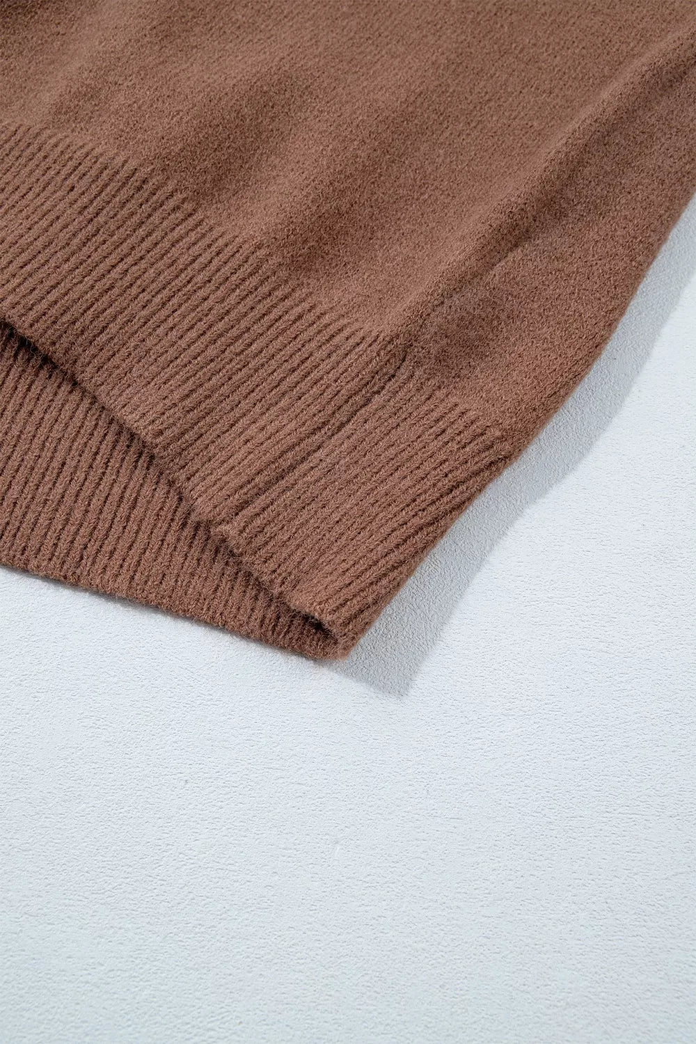 Women's Geometric Print Drop Shoulder Casual Pullover Sweater in Caramel, additional detail view