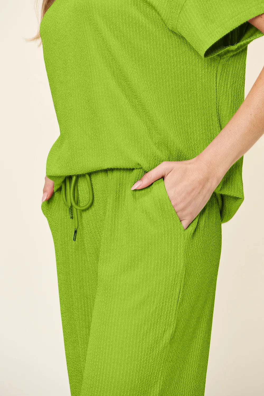 Women's clothing set – product view 4