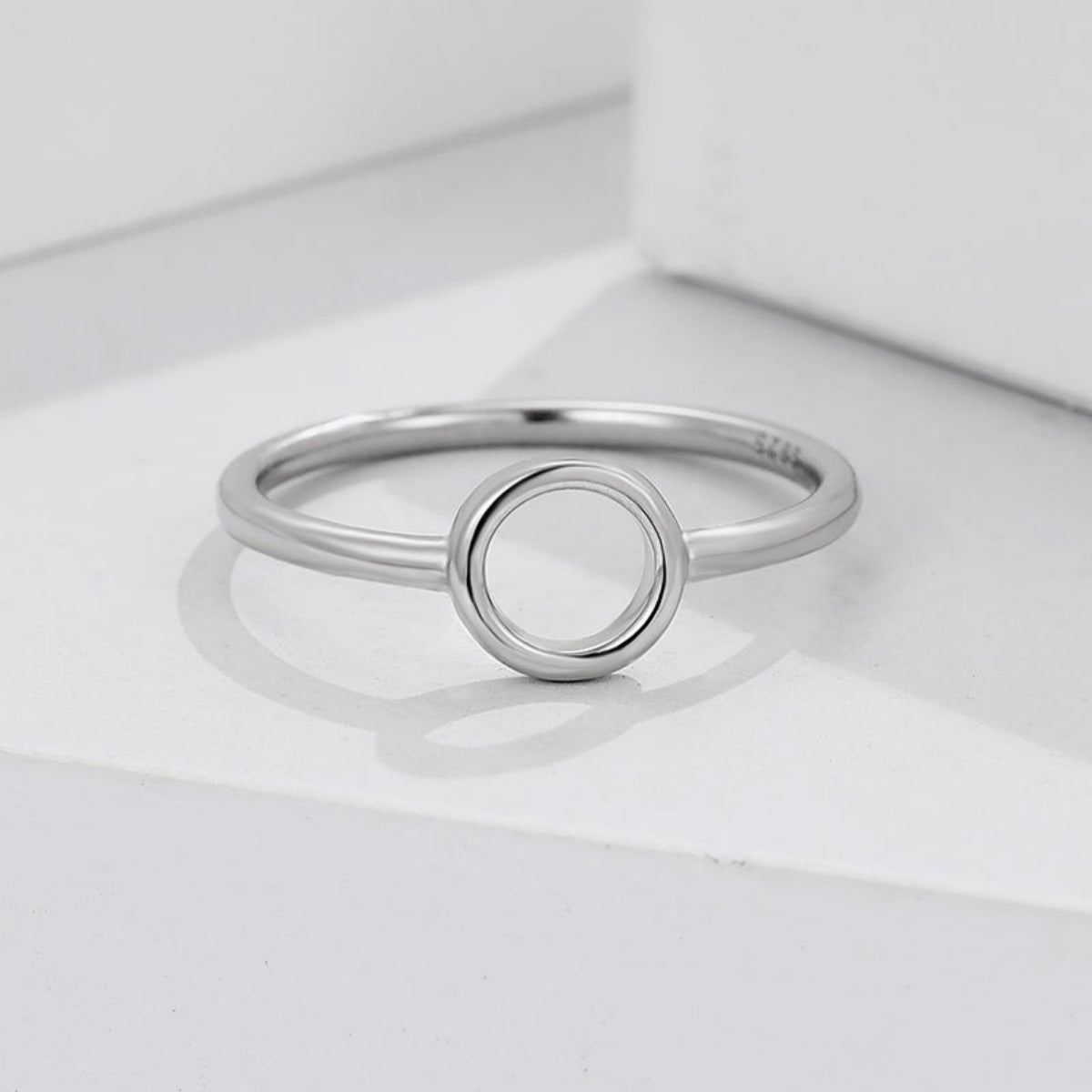 Trendsi 925 Sterling Silver Circle Ring -