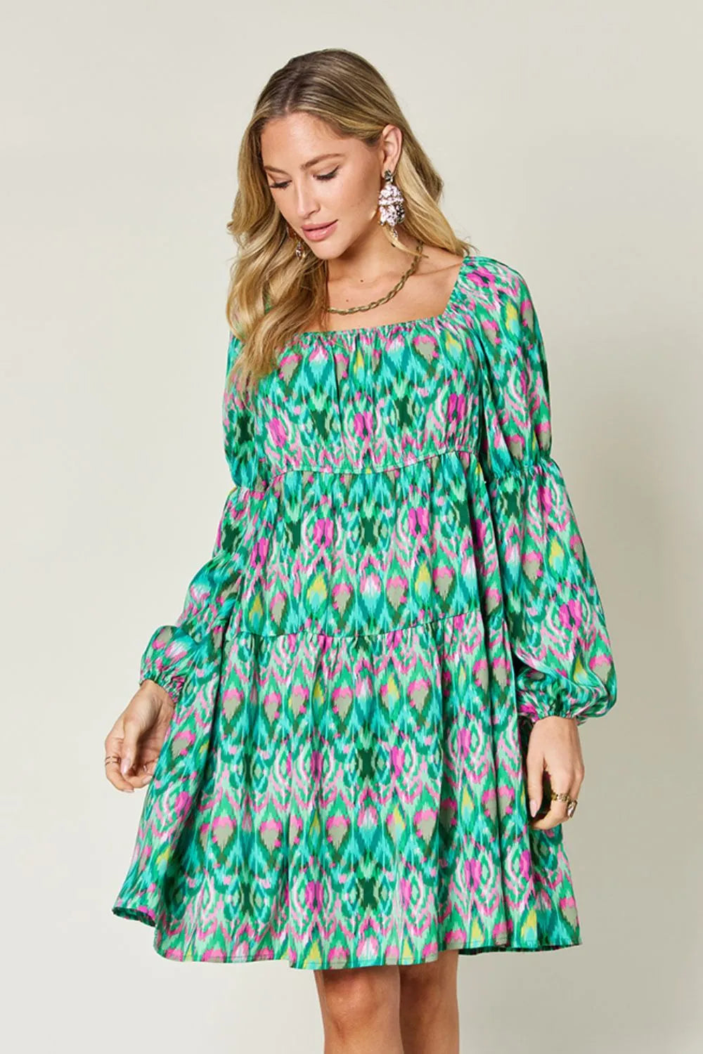 Women's apparel – product view 14