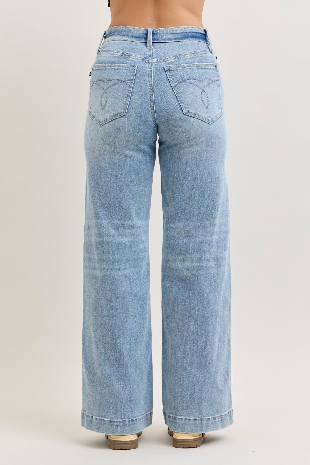 Women's jeans – product view 4