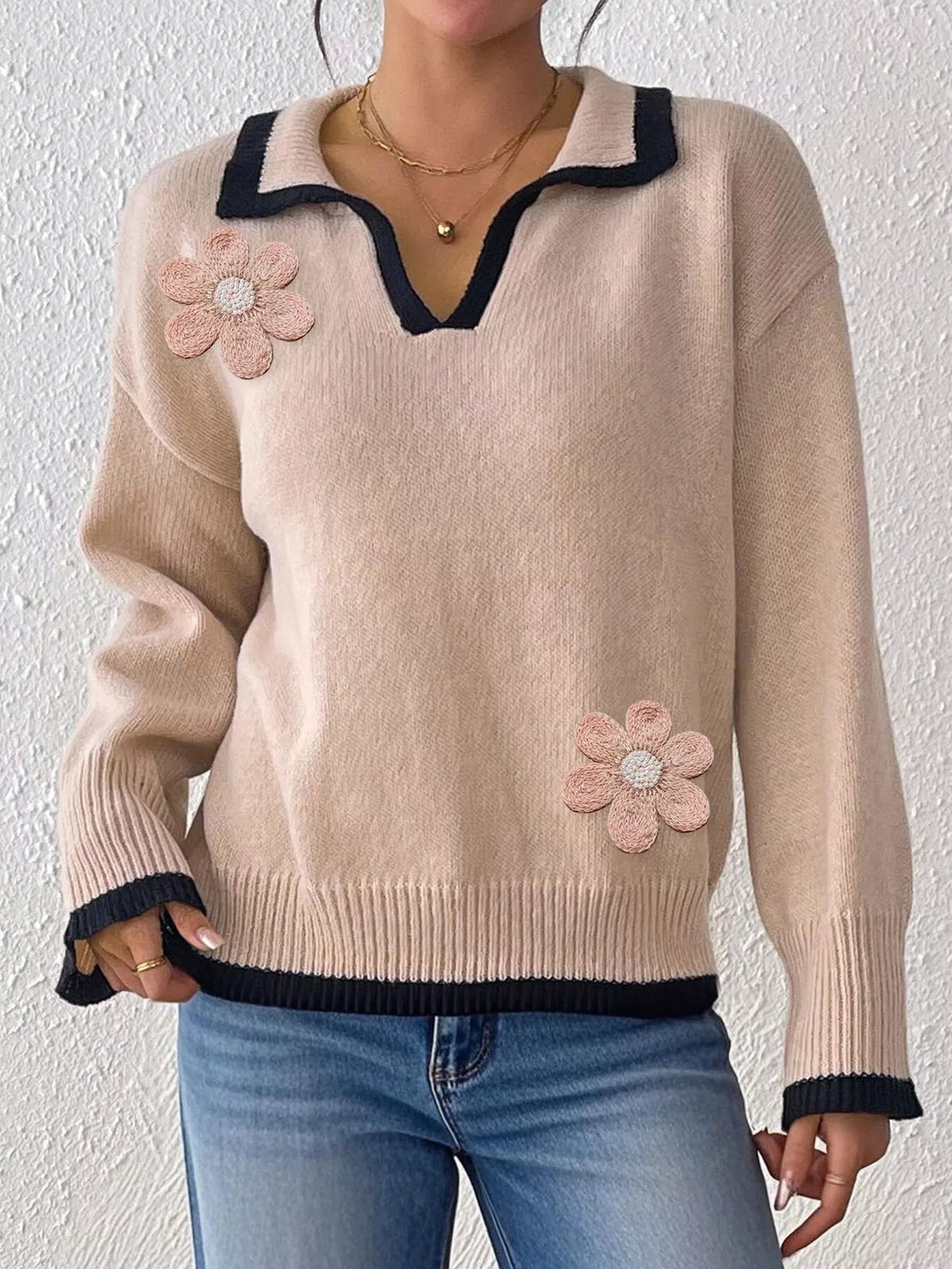Flower contrast-trim dropped-shoulder sweater