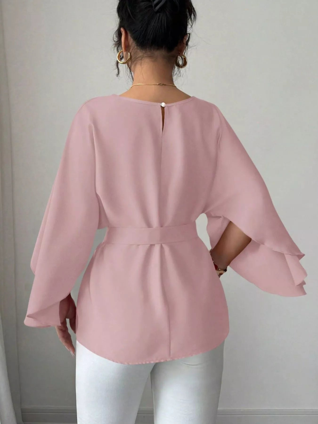 Round-neck belt batwing-sleeve blouse
