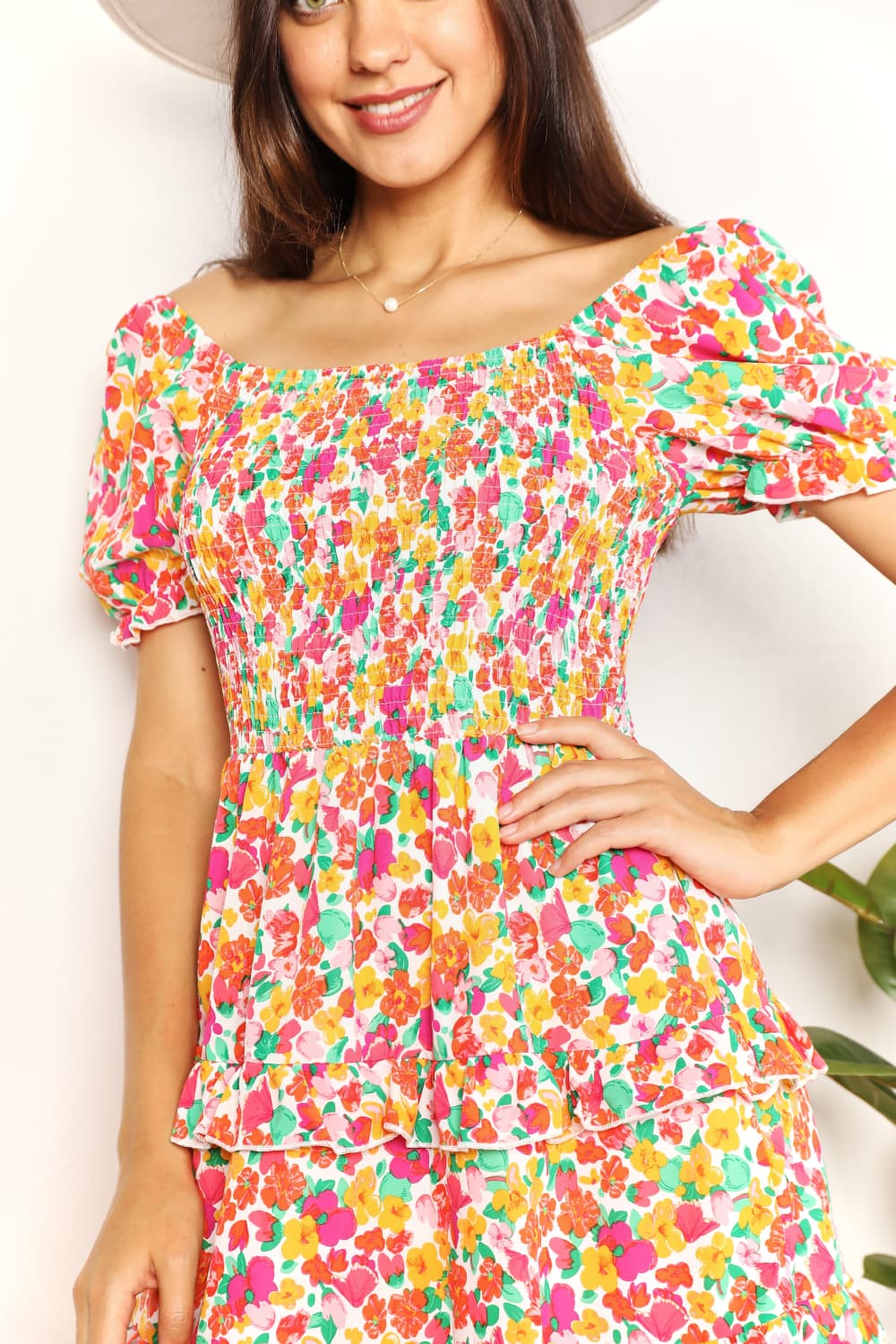 Women's apparel – product view 6