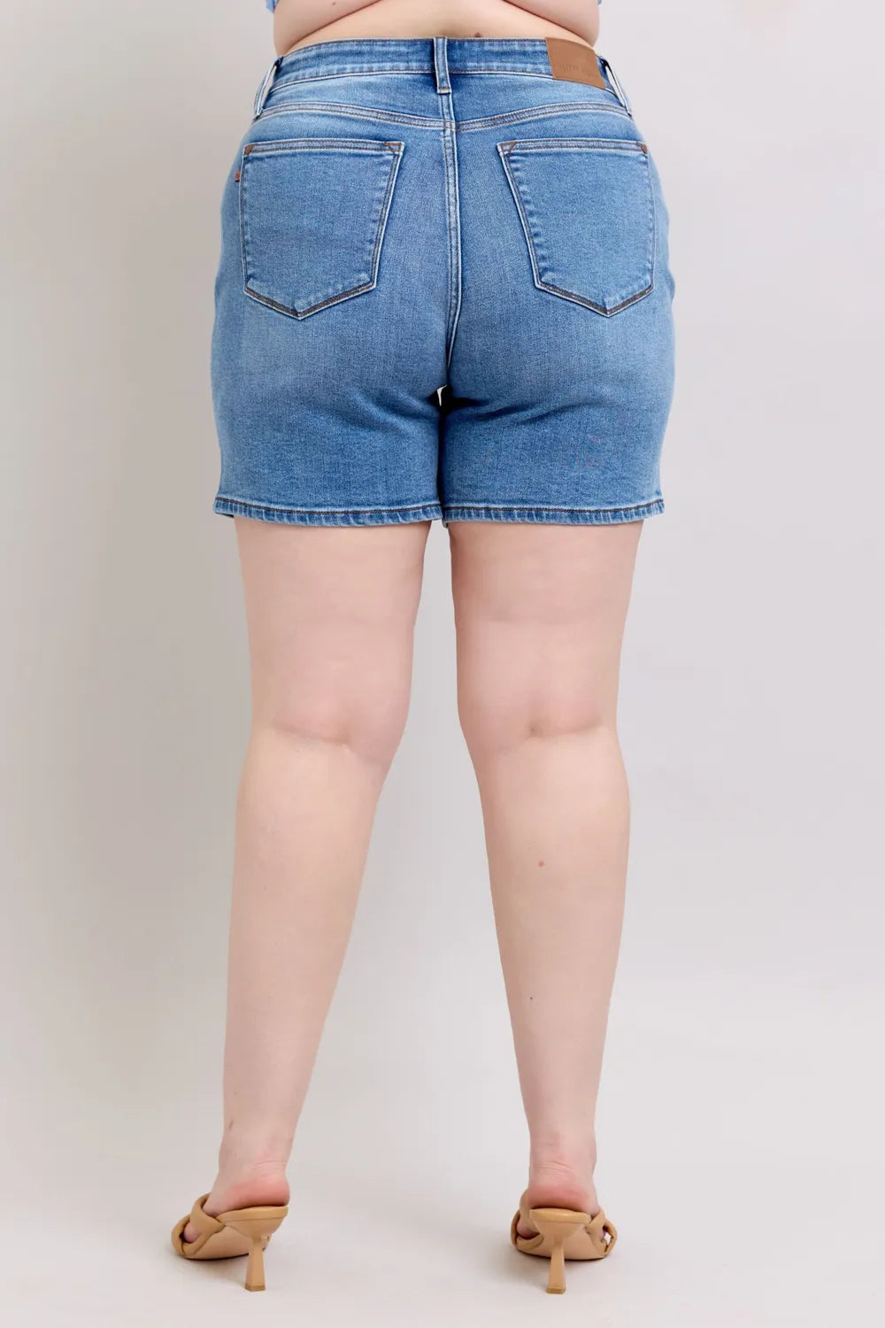 Women's shorts – product view 6
