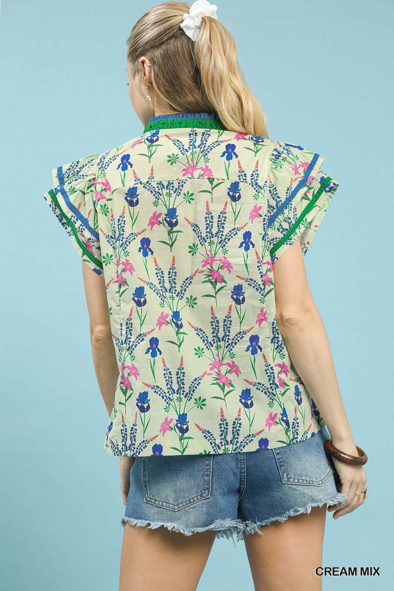 Women's Floral Cotton V-Neck Blouse With Flutter Sleeves — product view 3