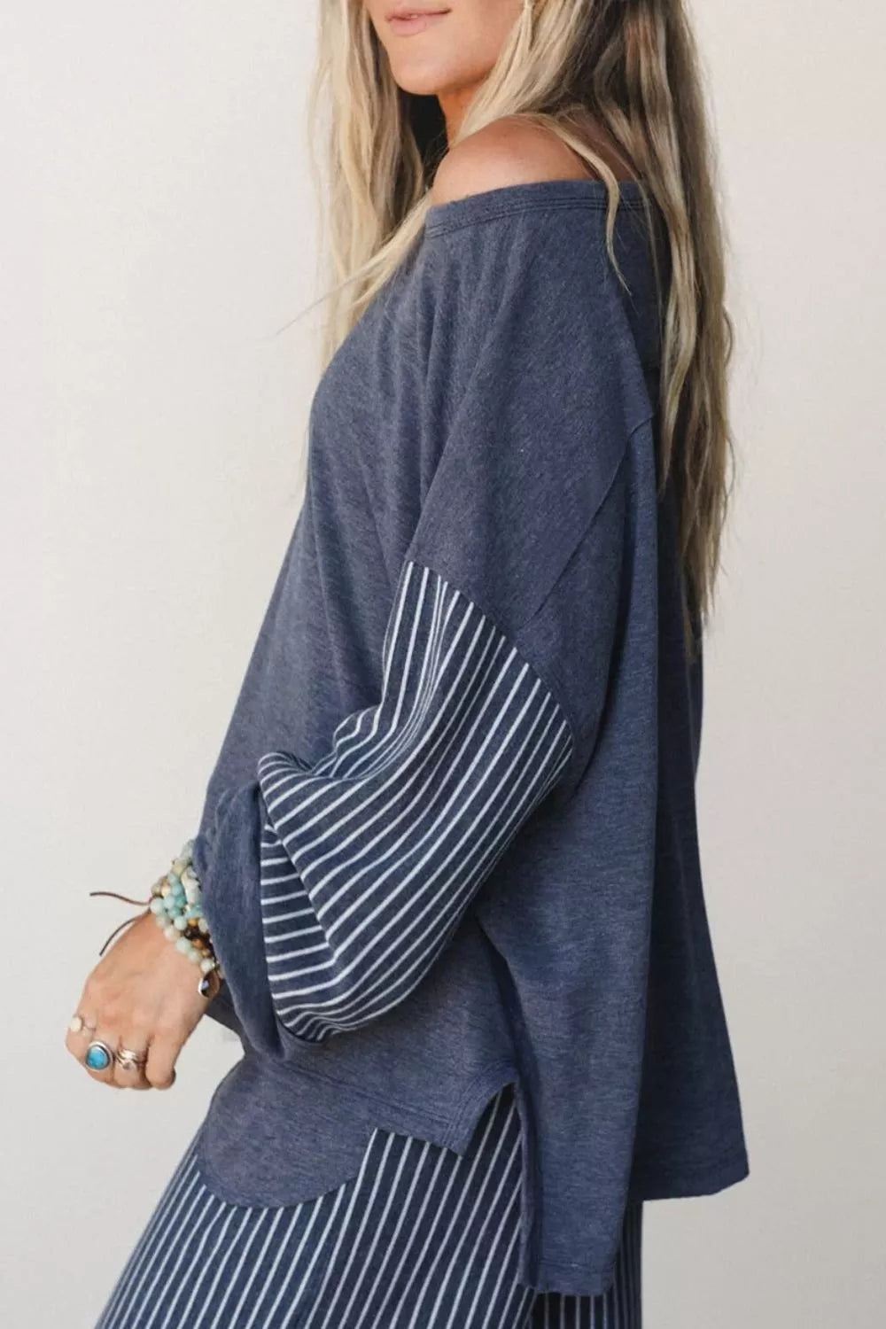 Top and drawstring pants set, blue top side split hem