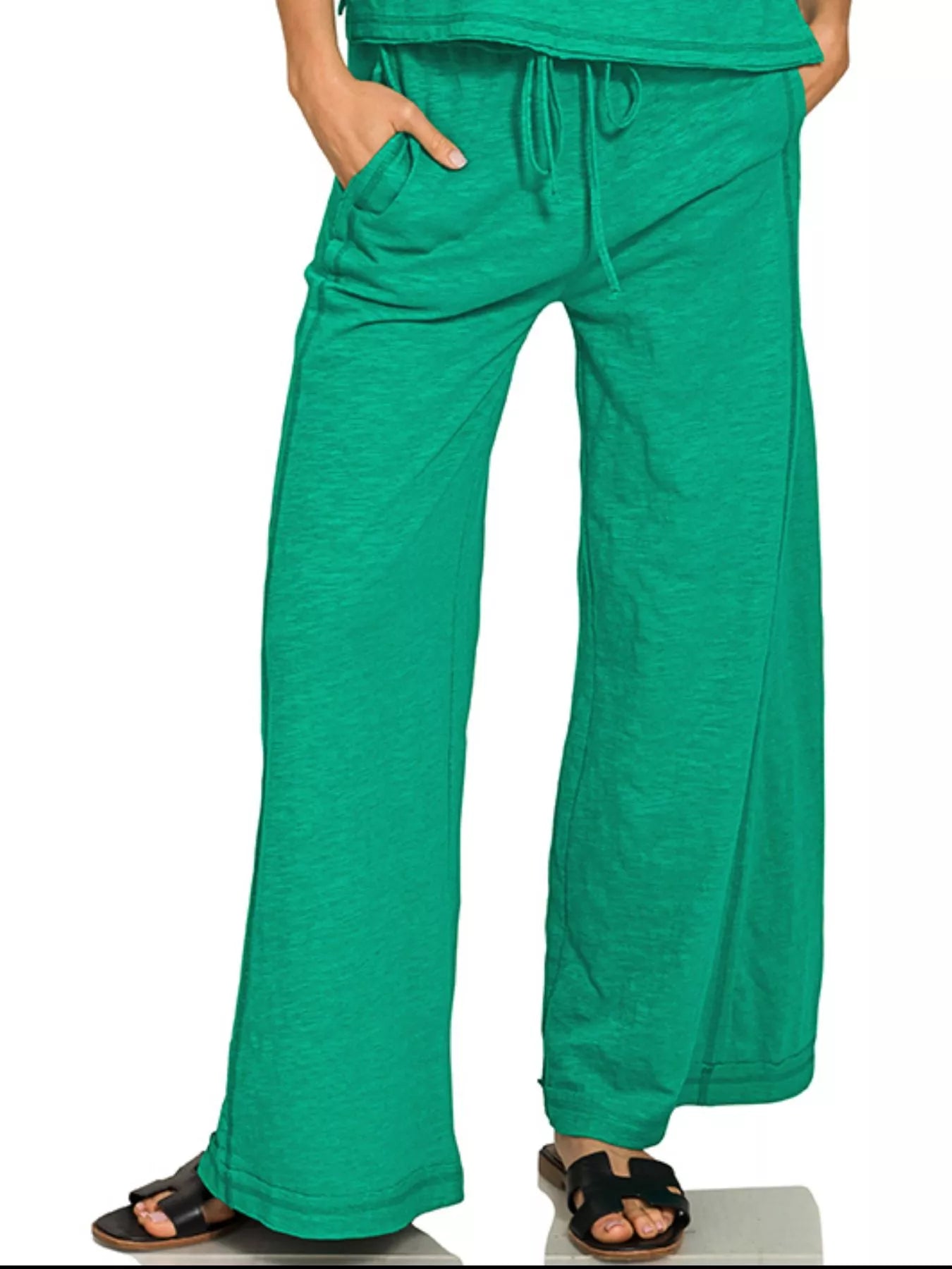 Women's clothing set – product view 2