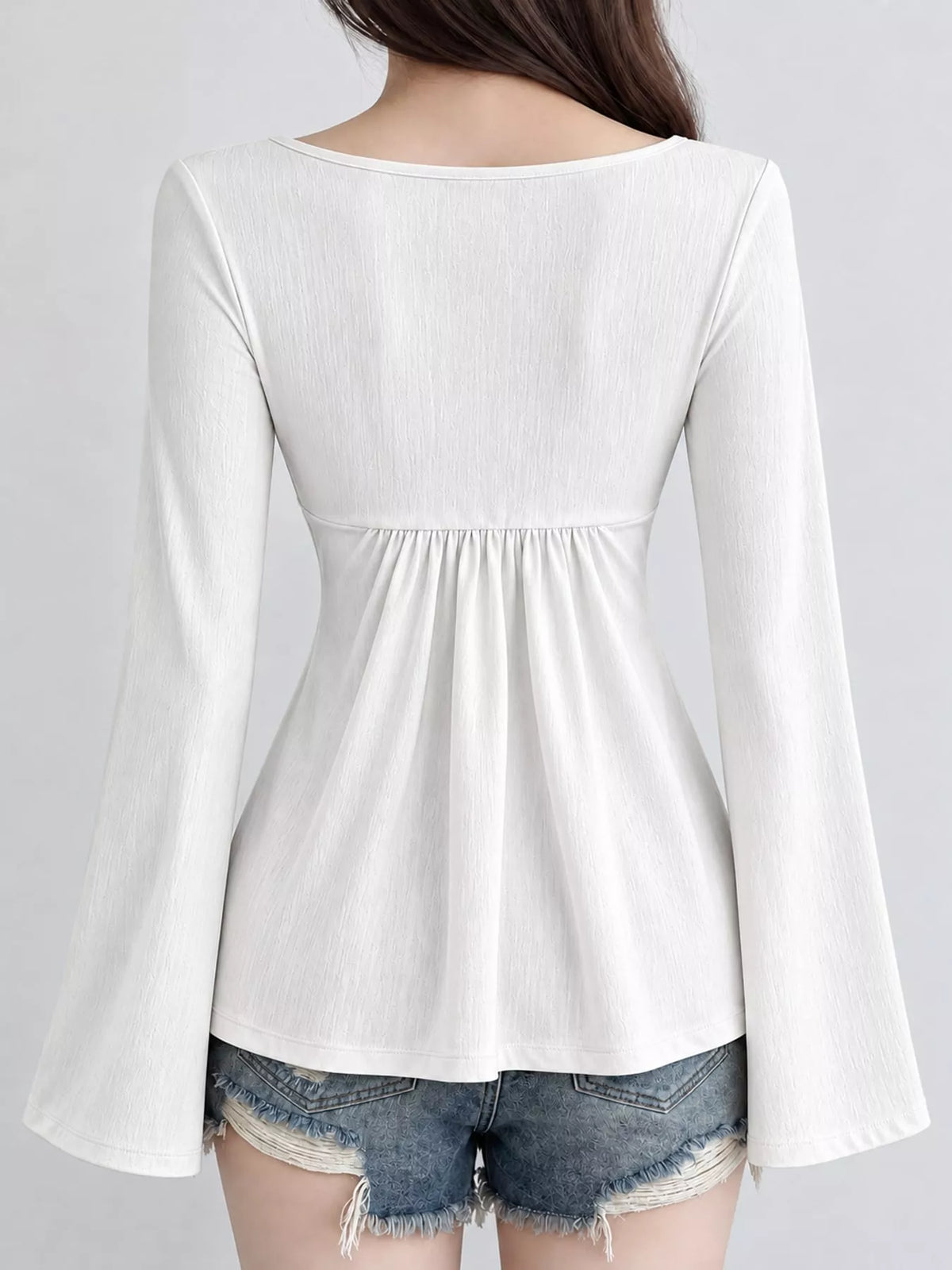 Long-sleeve T-shirt, back view