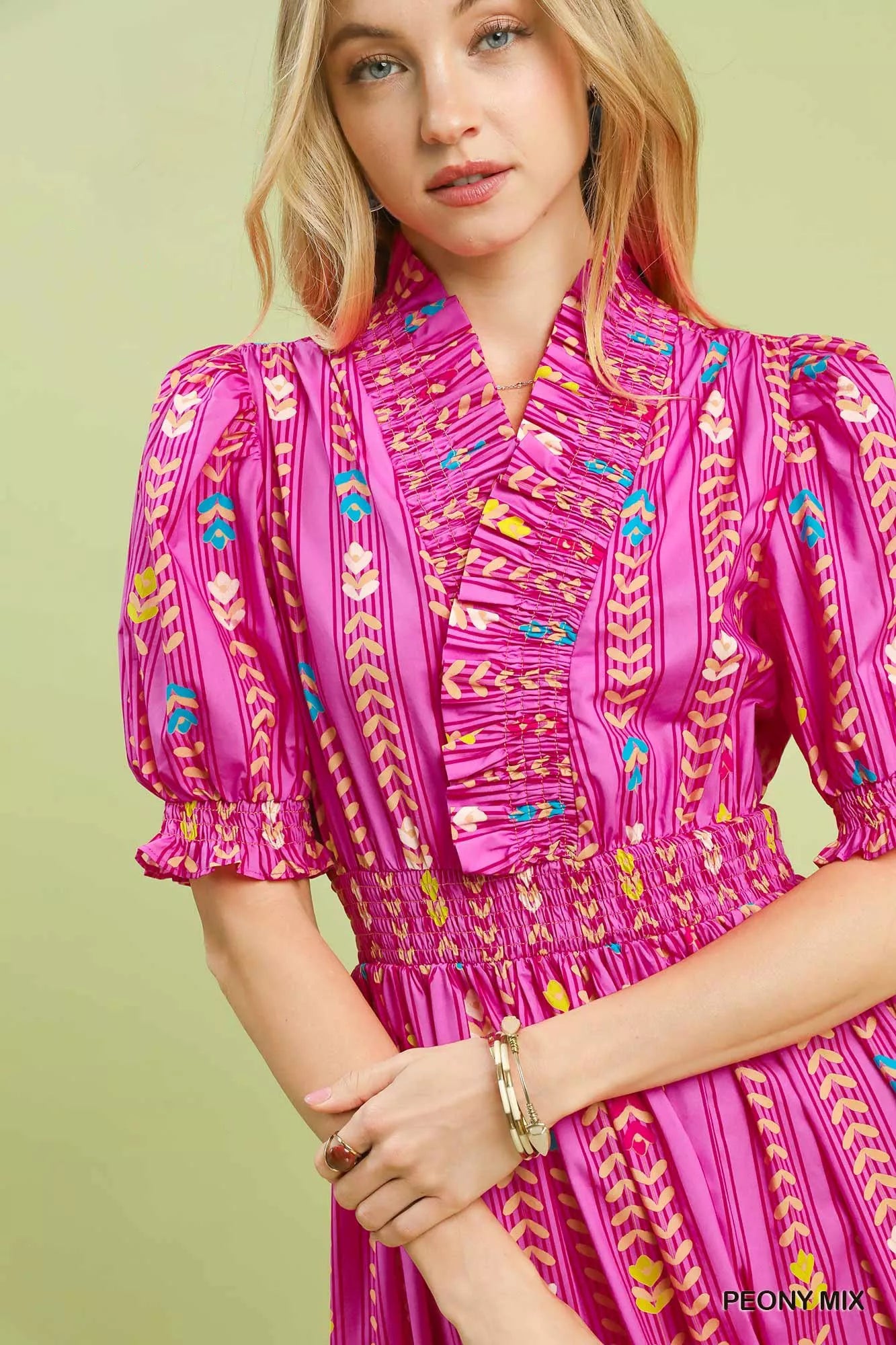 Women's apparel – product view 3