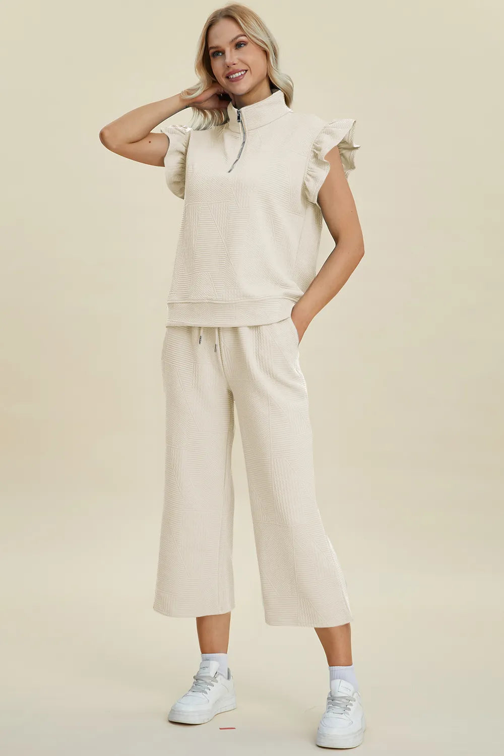 Women's clothing set – product view 2