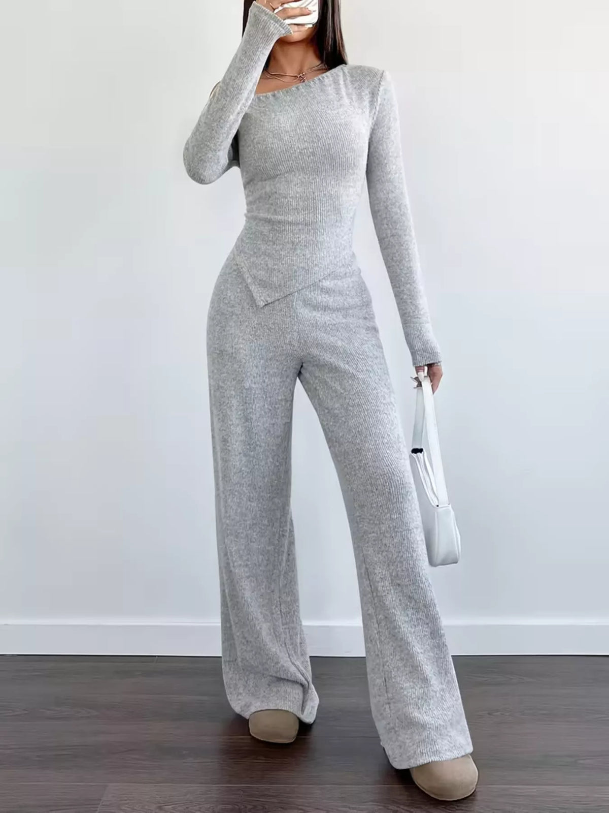 Women's clothing set – product view 8