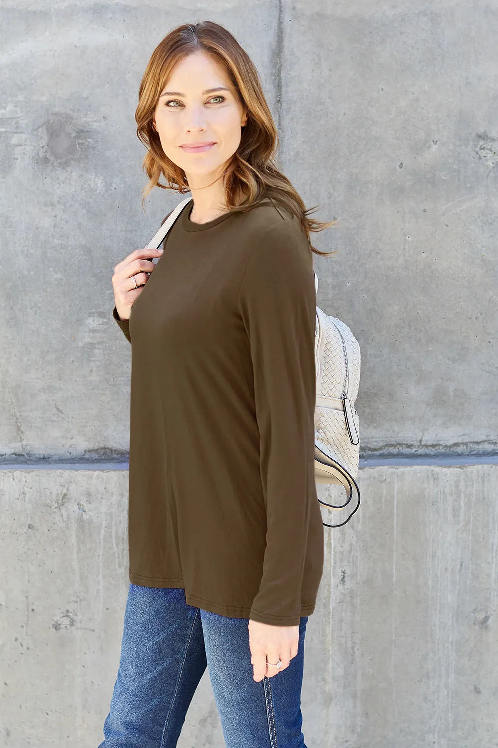 Women's apparel – product view 3