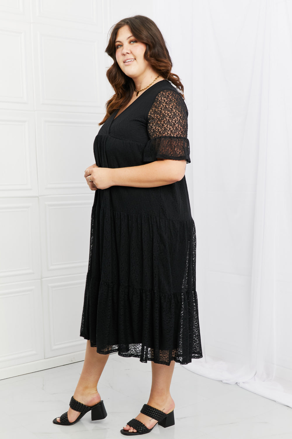 Women's apparel – product view 8