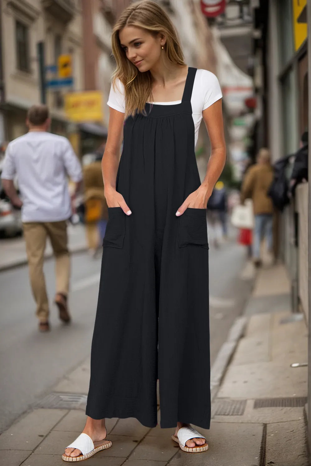 Women's apparel – product view 4