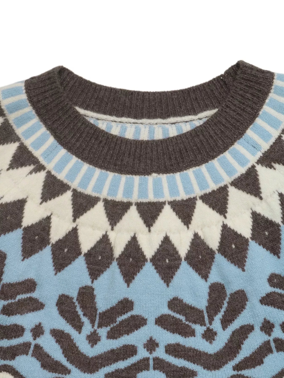Cream Fair Isle round neck sweater, neckline pattern detail