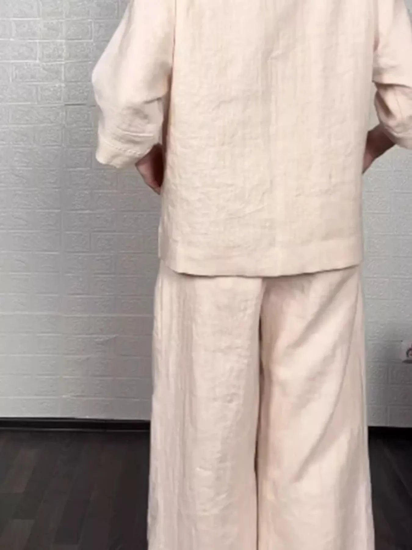 Women's clothing set – product view 6