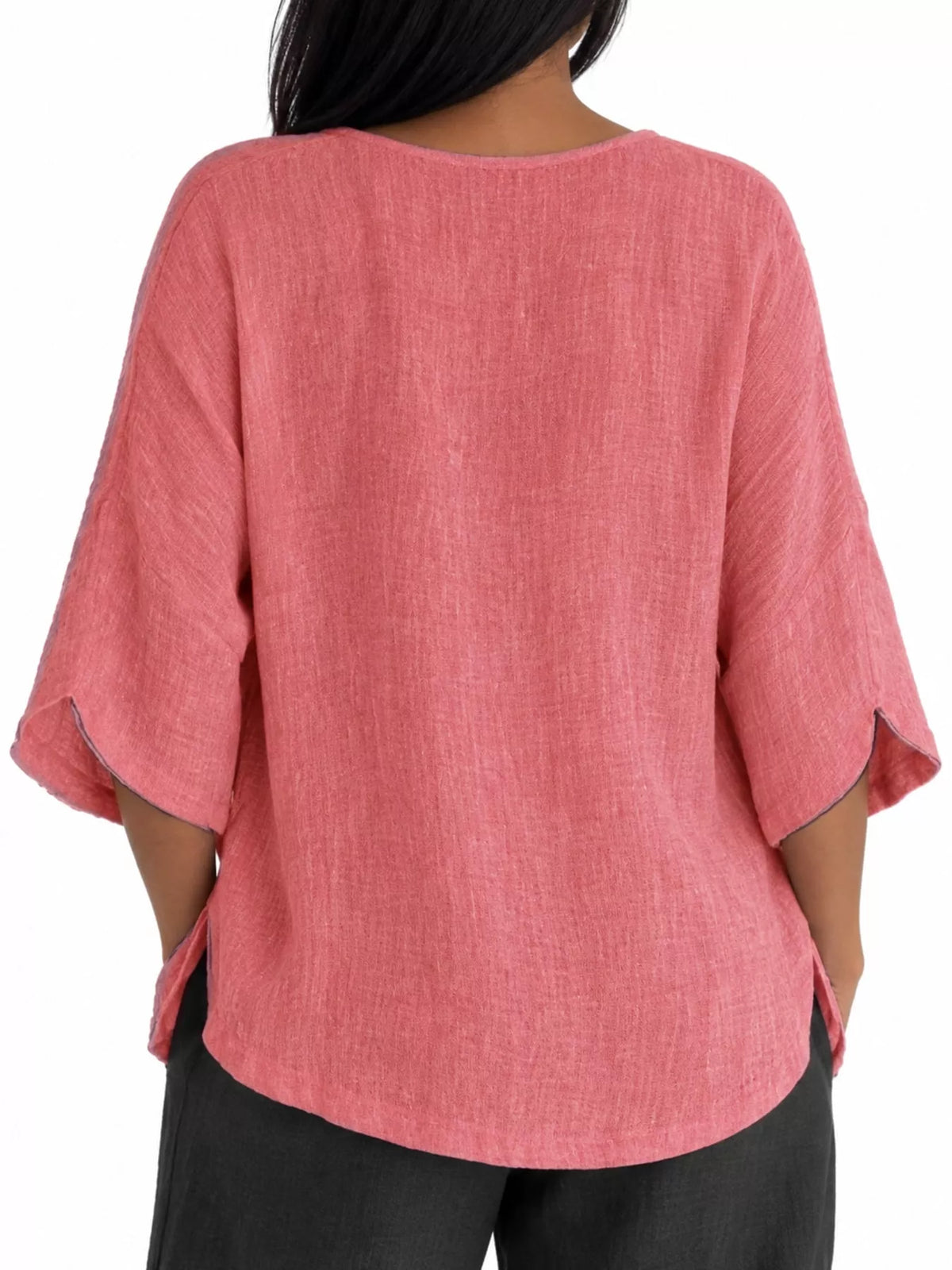 Slit blouse, pink back