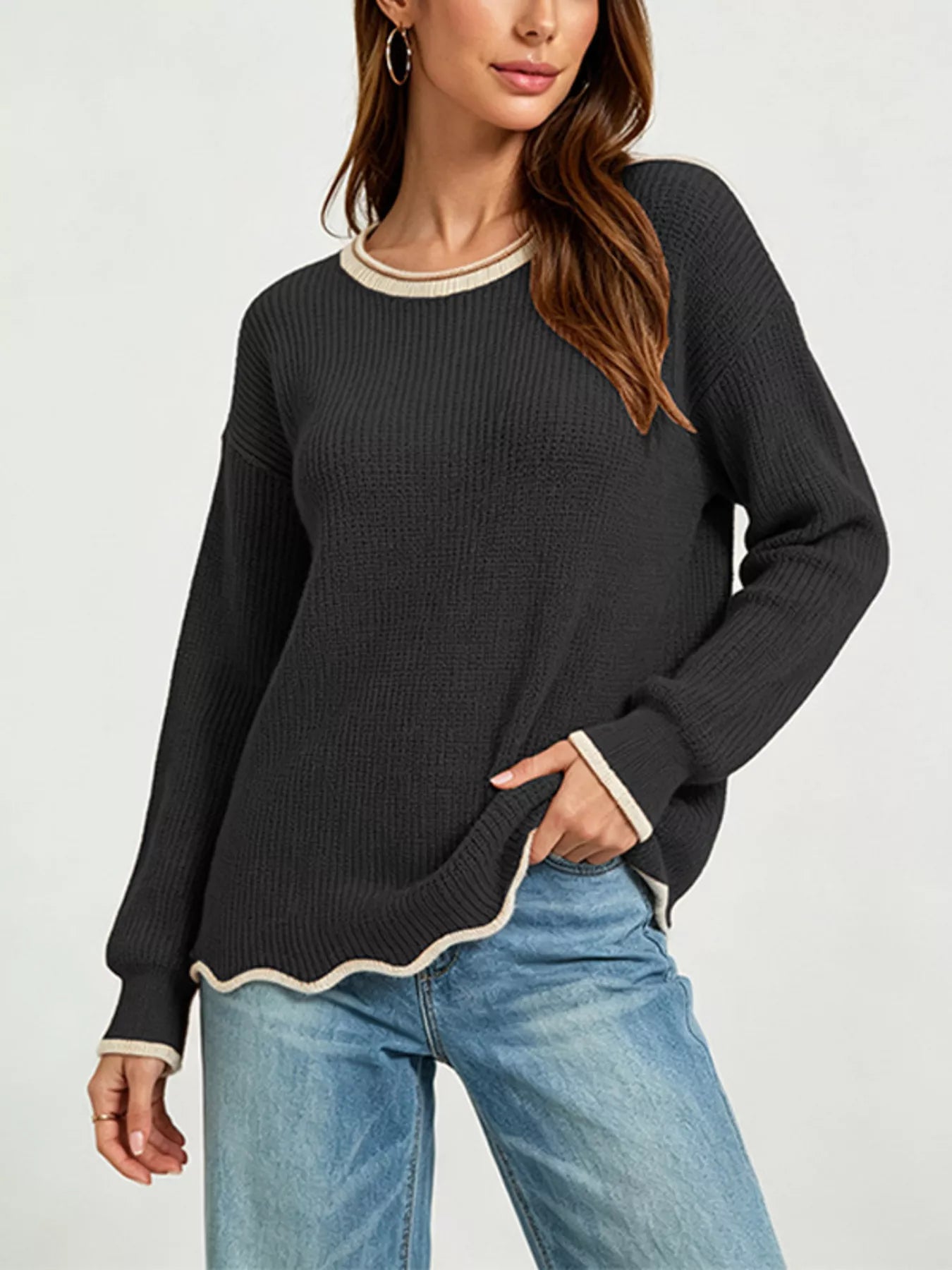 Trendsi Contrast Trim Scalloped Hem Ribbed Knit Sweater -