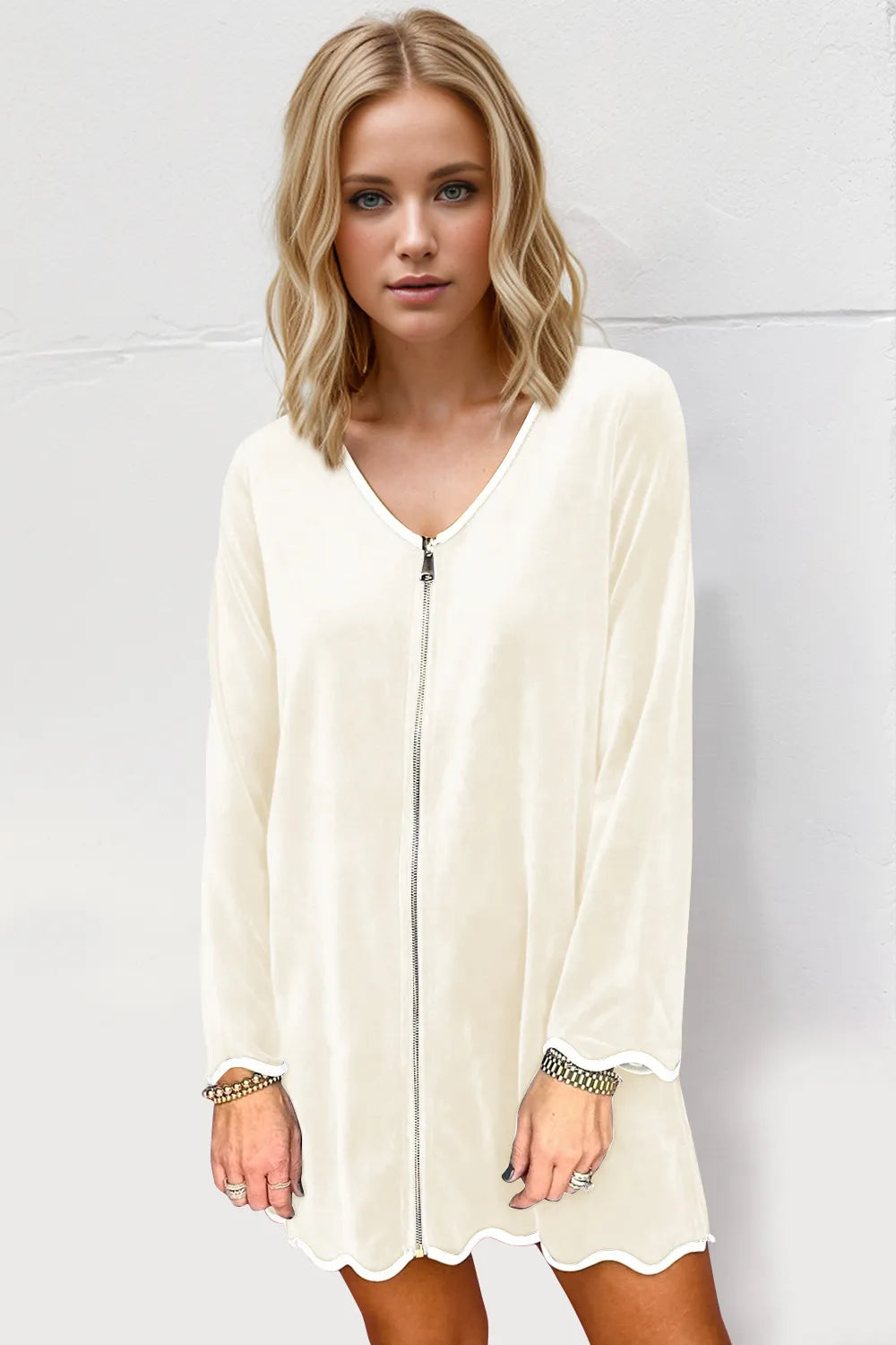 Women's apparel – product view 4