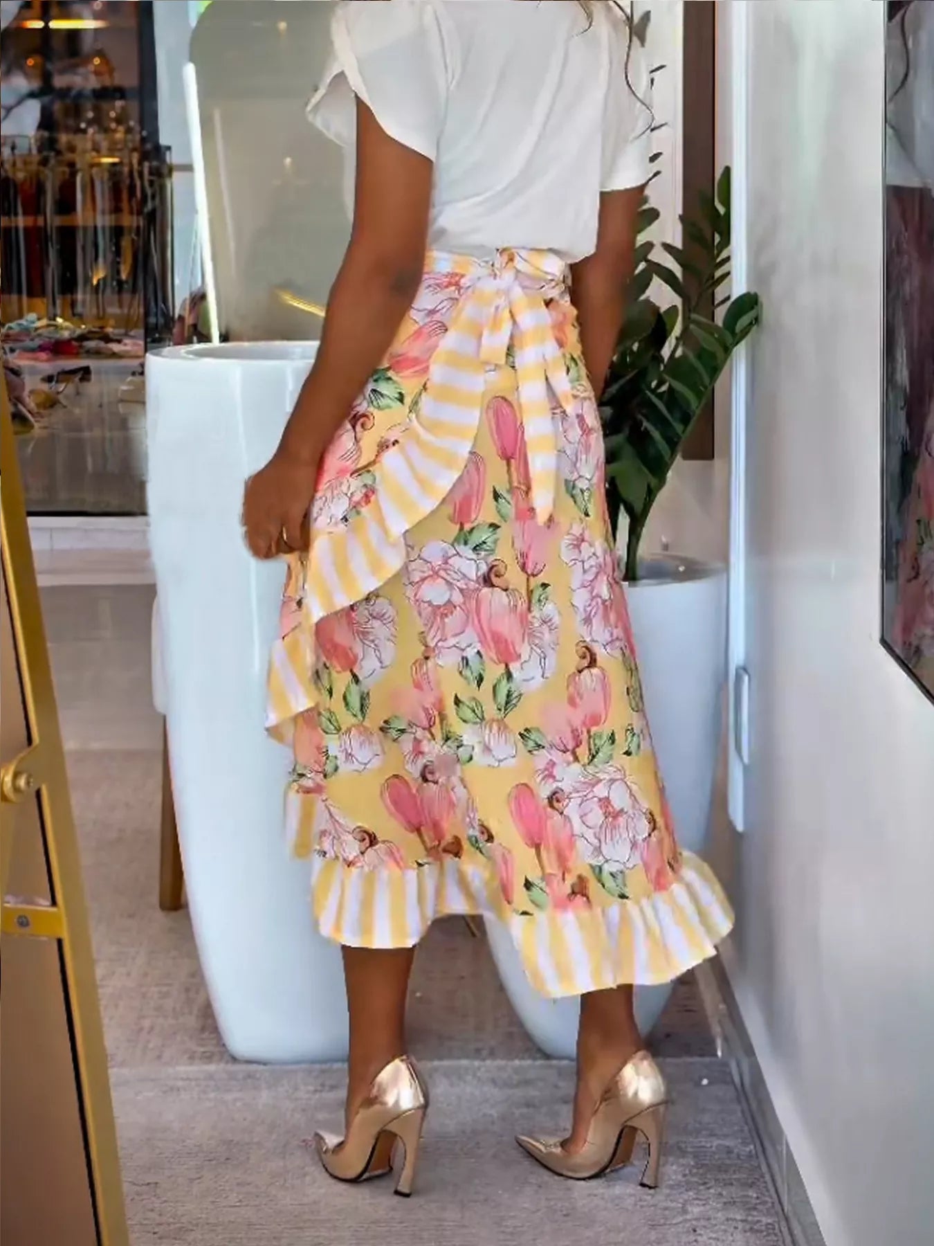 Trendsi Floral Print Ruffle Hem Midi Skirt -