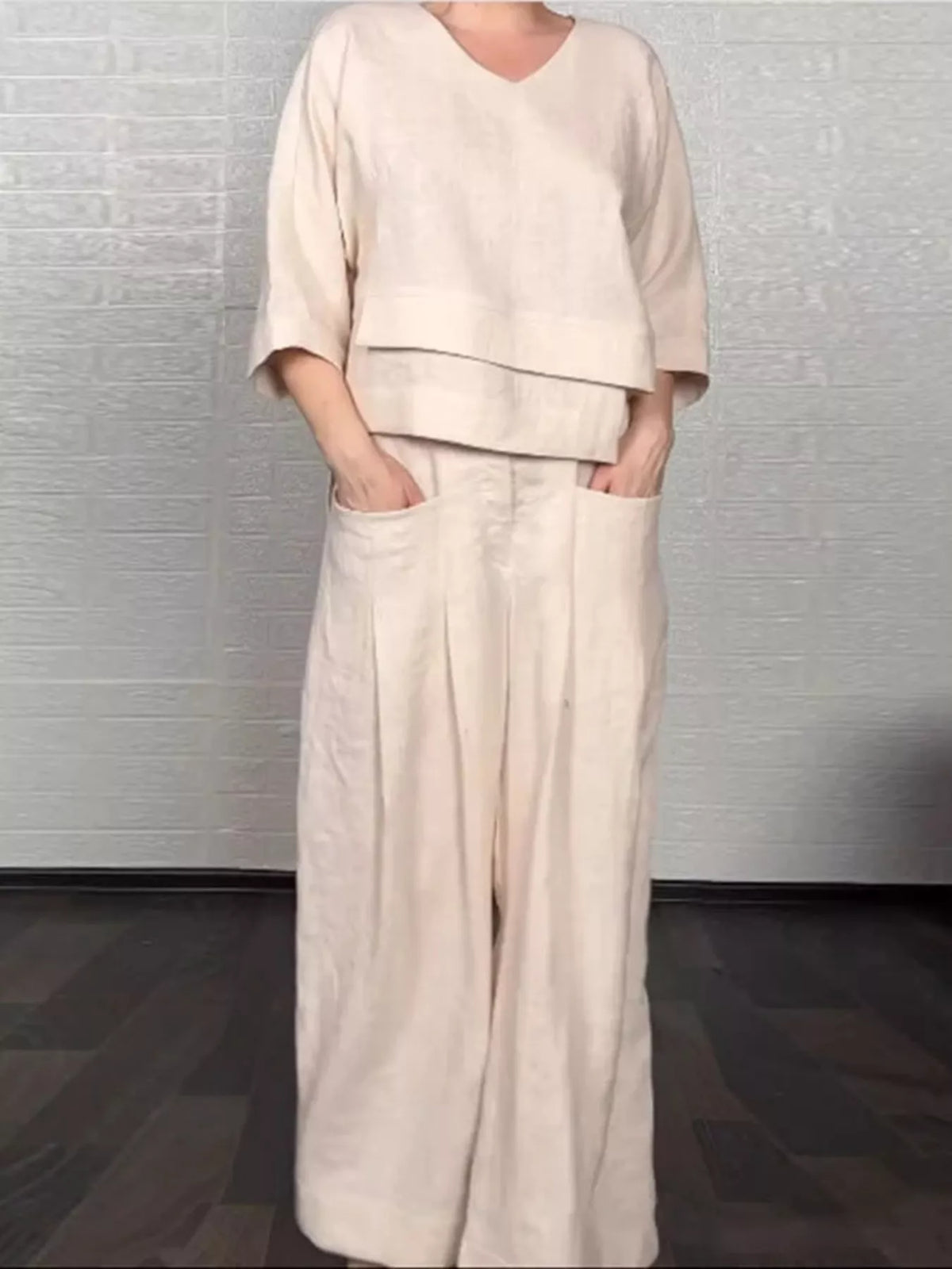 Women's clothing set – product view 5