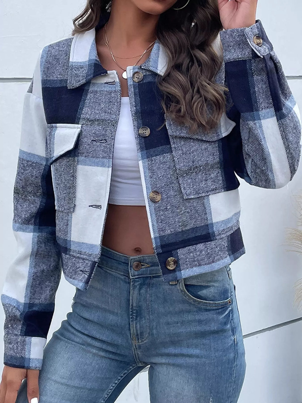 Plaid cropped jacket, blue white front cuff