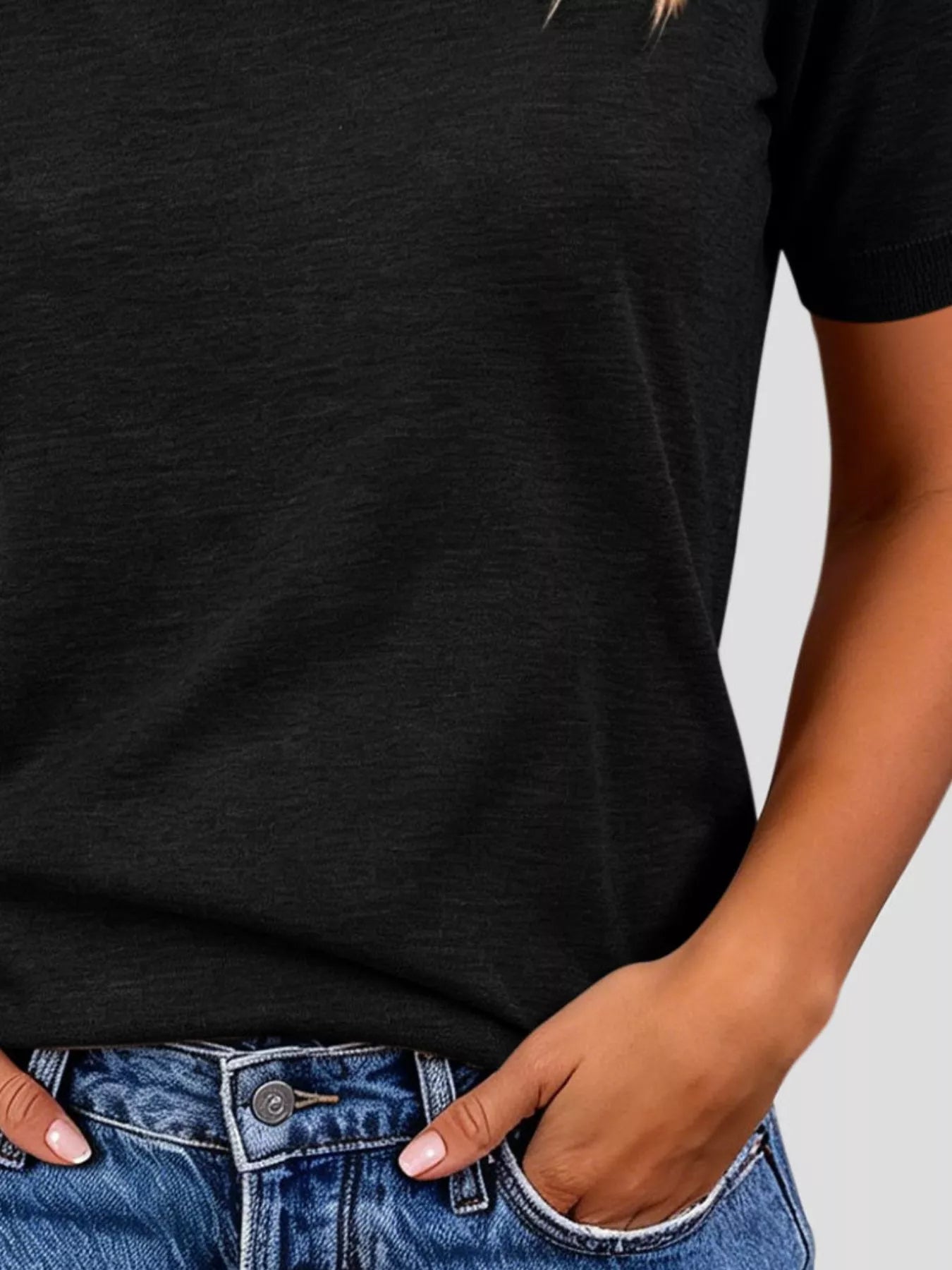 Trendsi Classic Crew Neck Short Sleeve Knit Top -