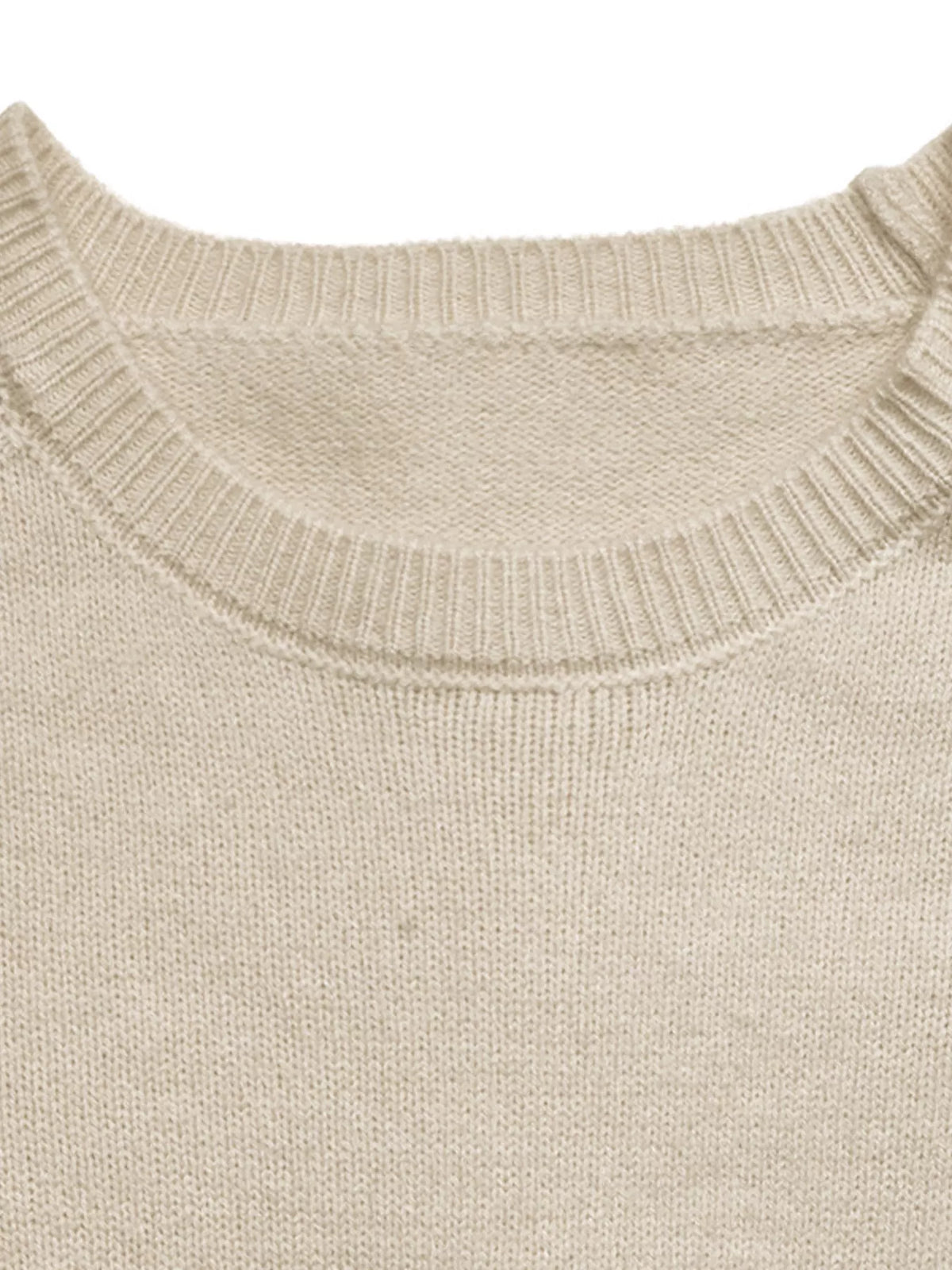 Cream floral raglan sleeve sweater, round neckline detail