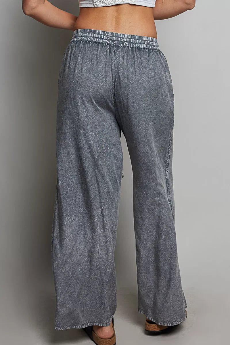 Women's pants – product view 3