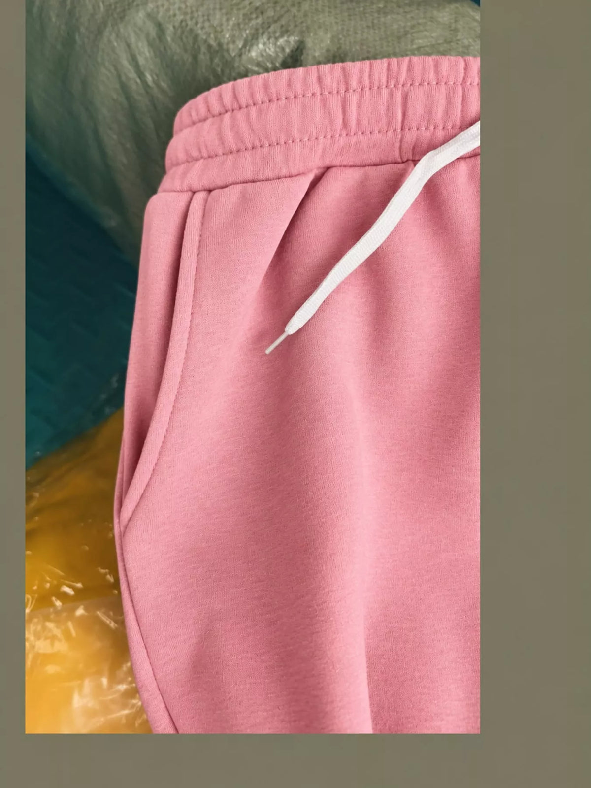 Pink wide-leg pants with drawstring