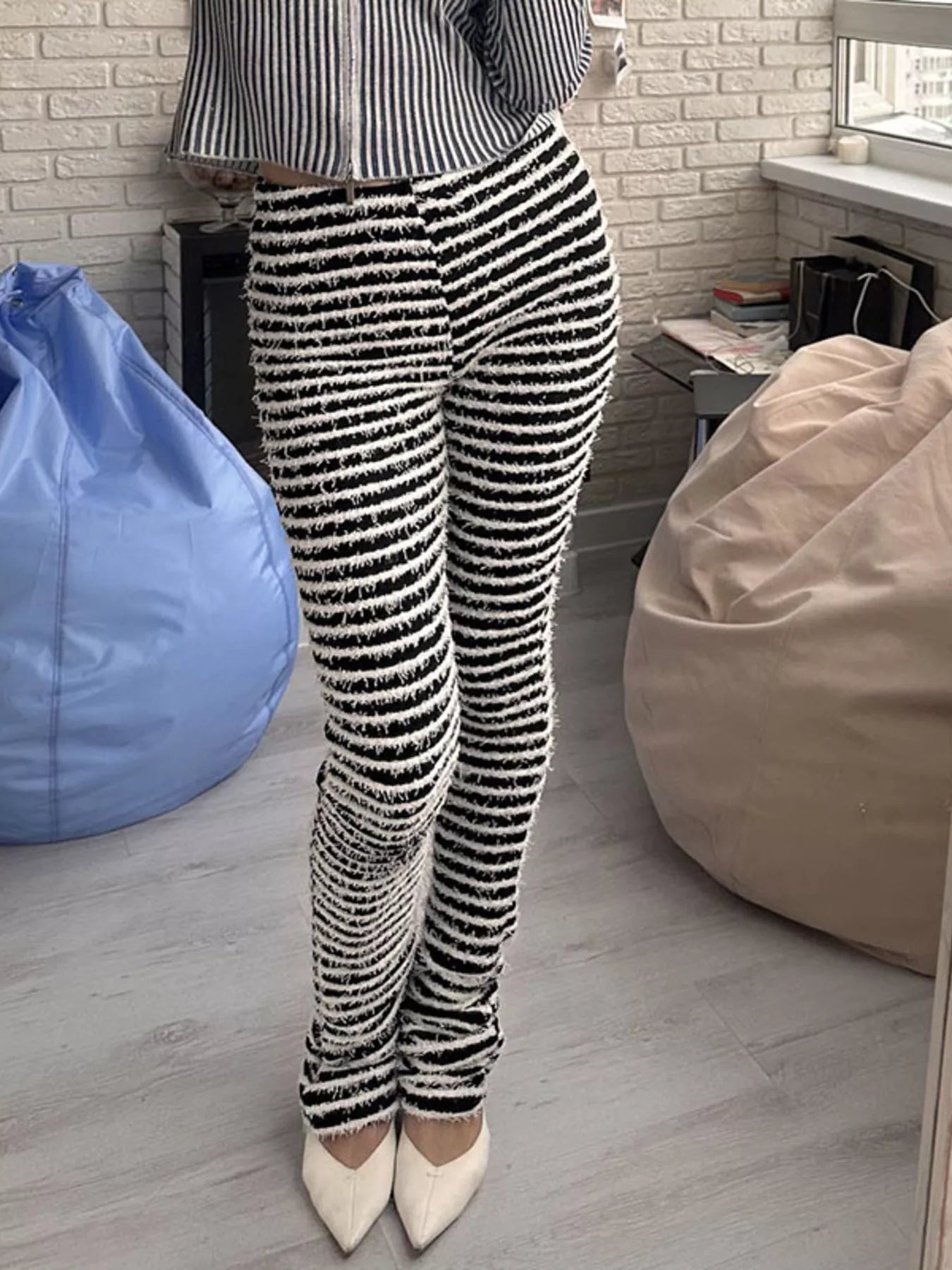 Women's pants – product view 1