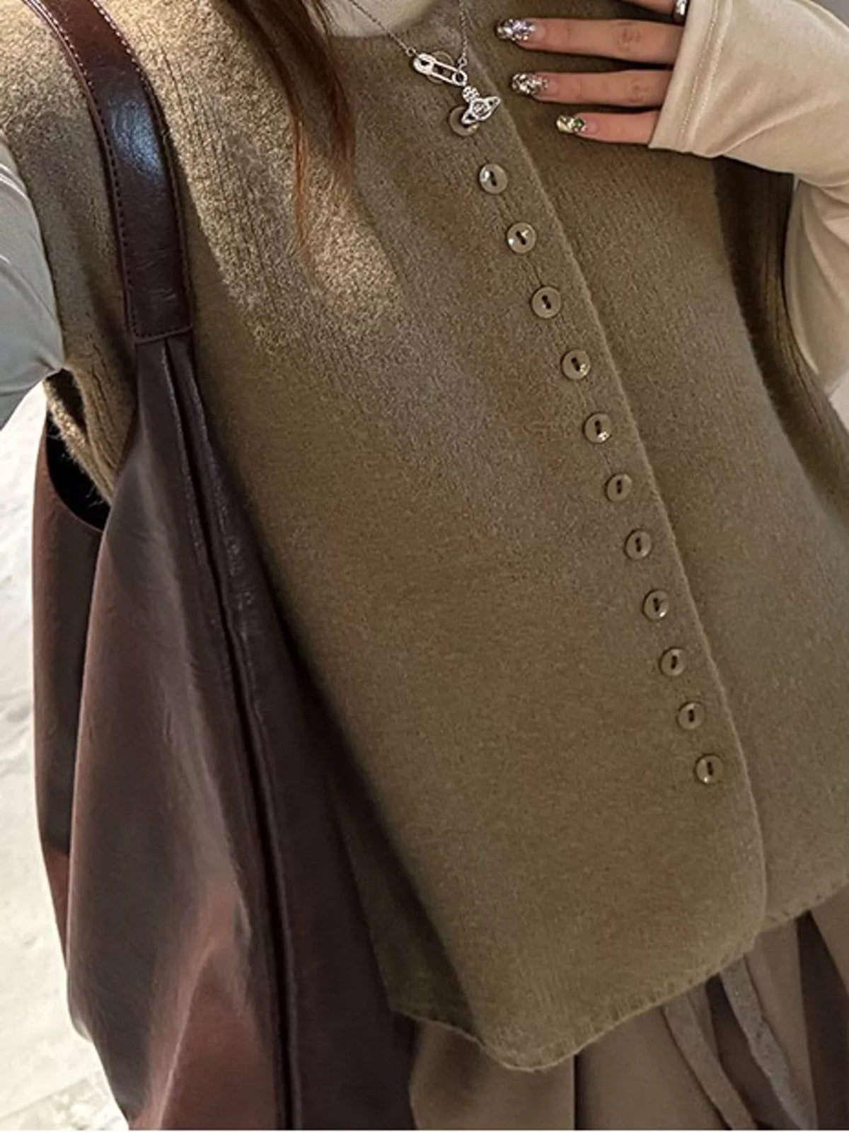 Sleeveless sweater vest