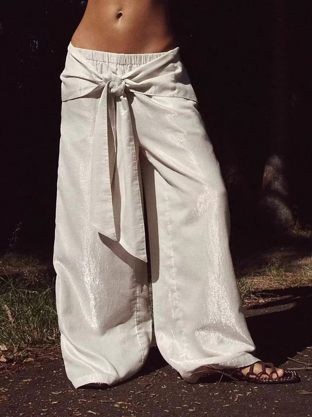pants, front view on model