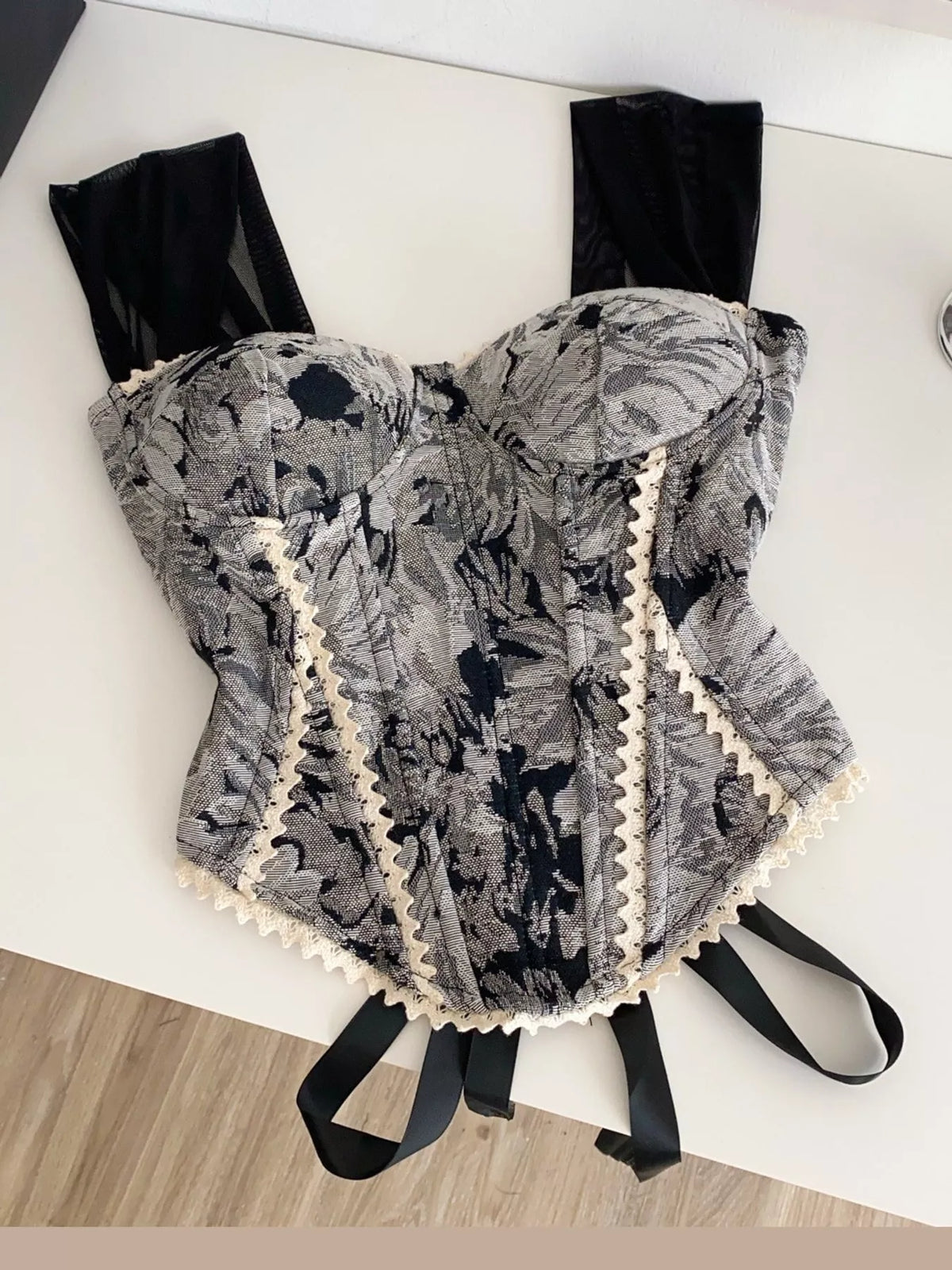 Gray lace up back printed cami
