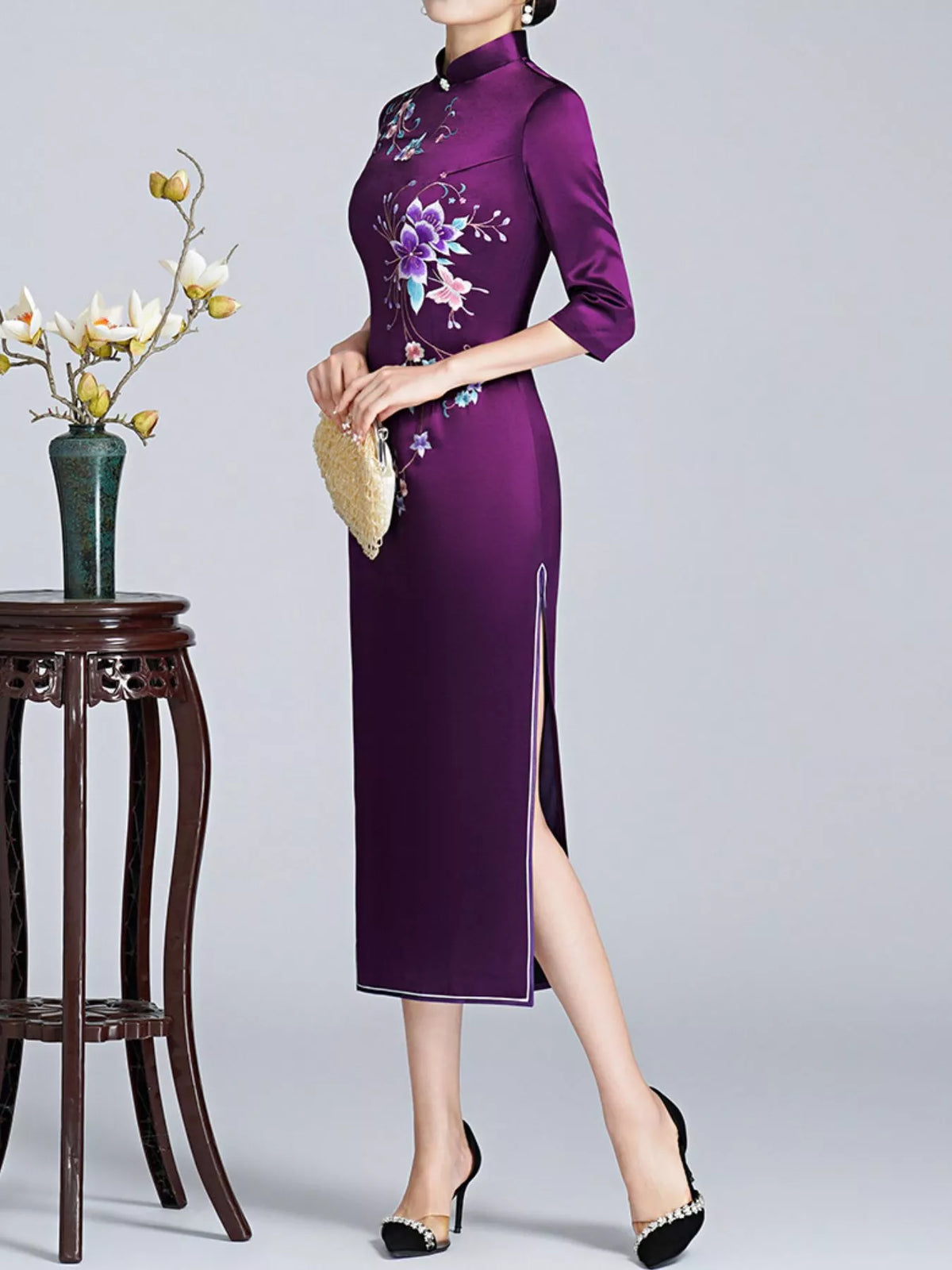 Violet Blue floral embroidered cheongsam dress