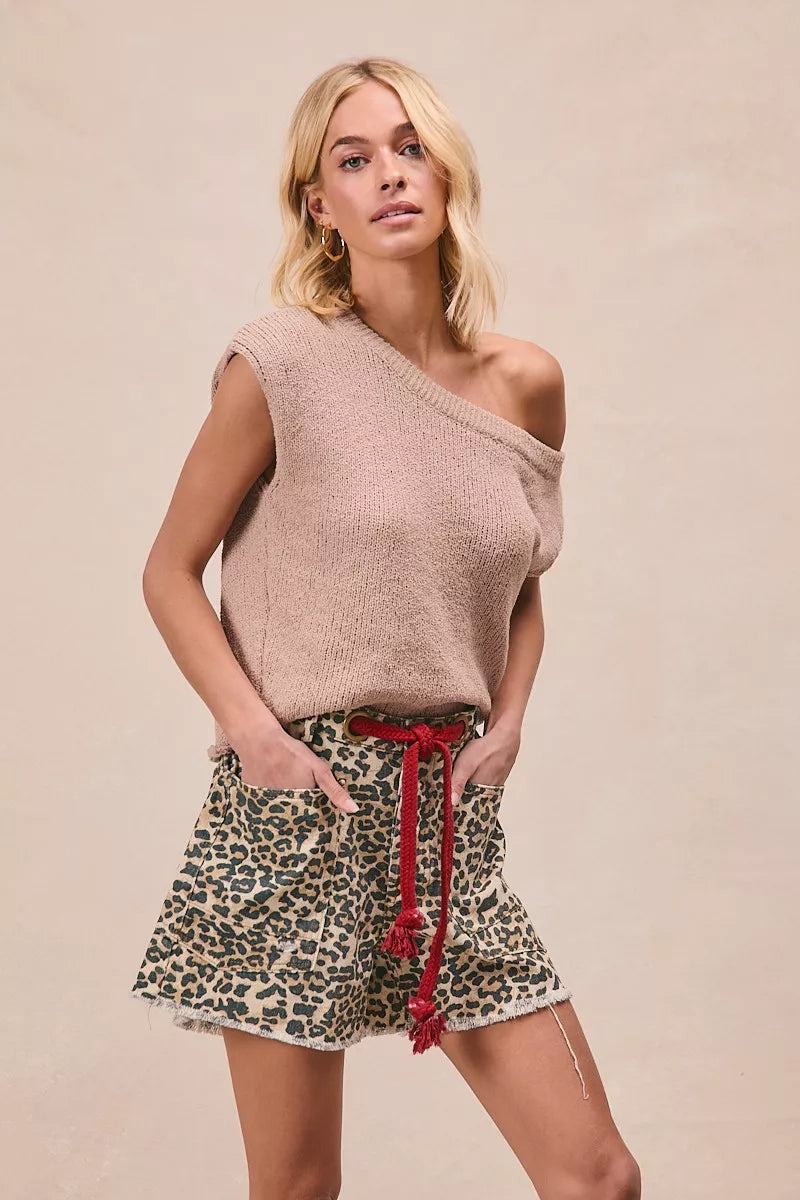 Women's shorts – product view 5