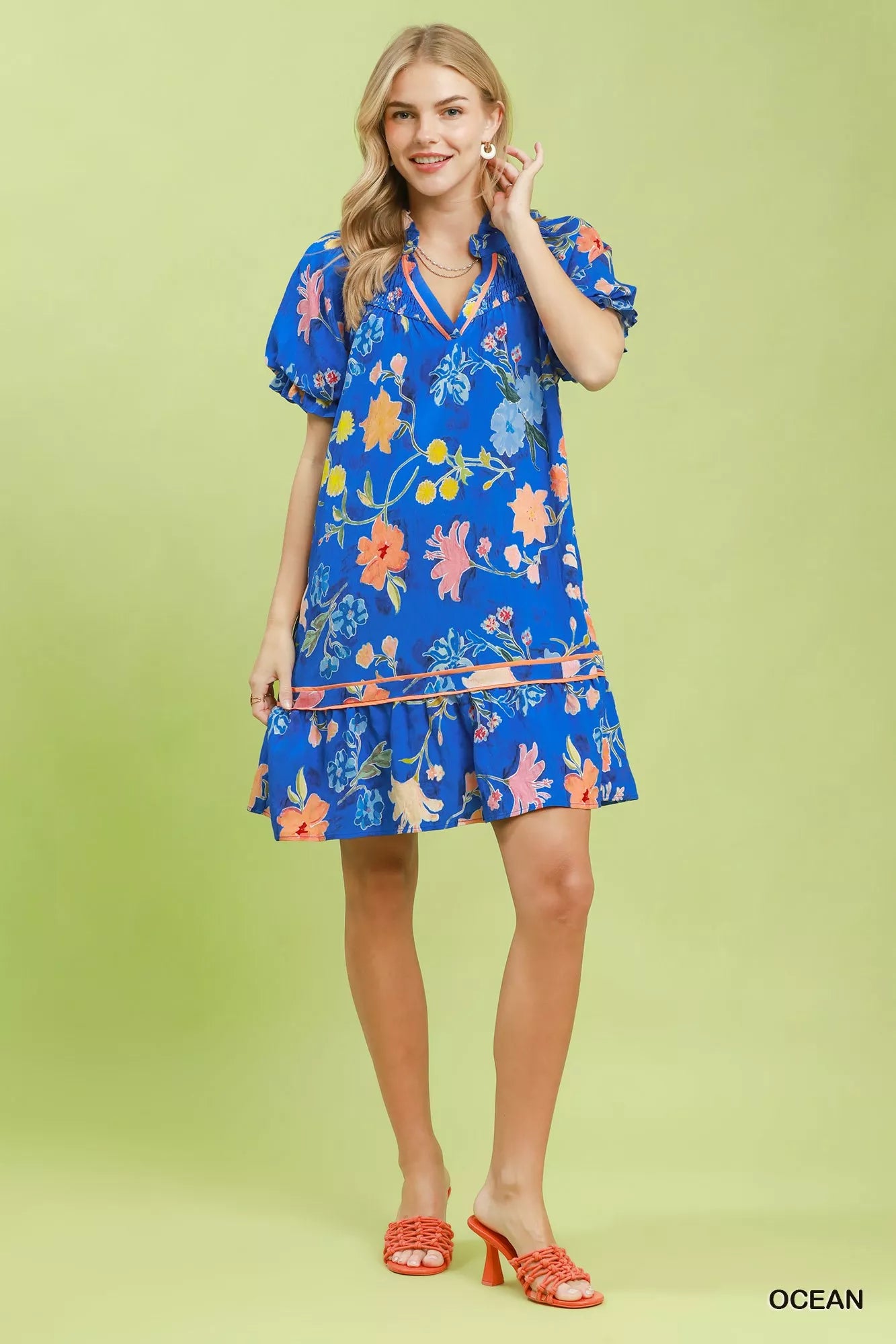 Women's apparel – product view 4